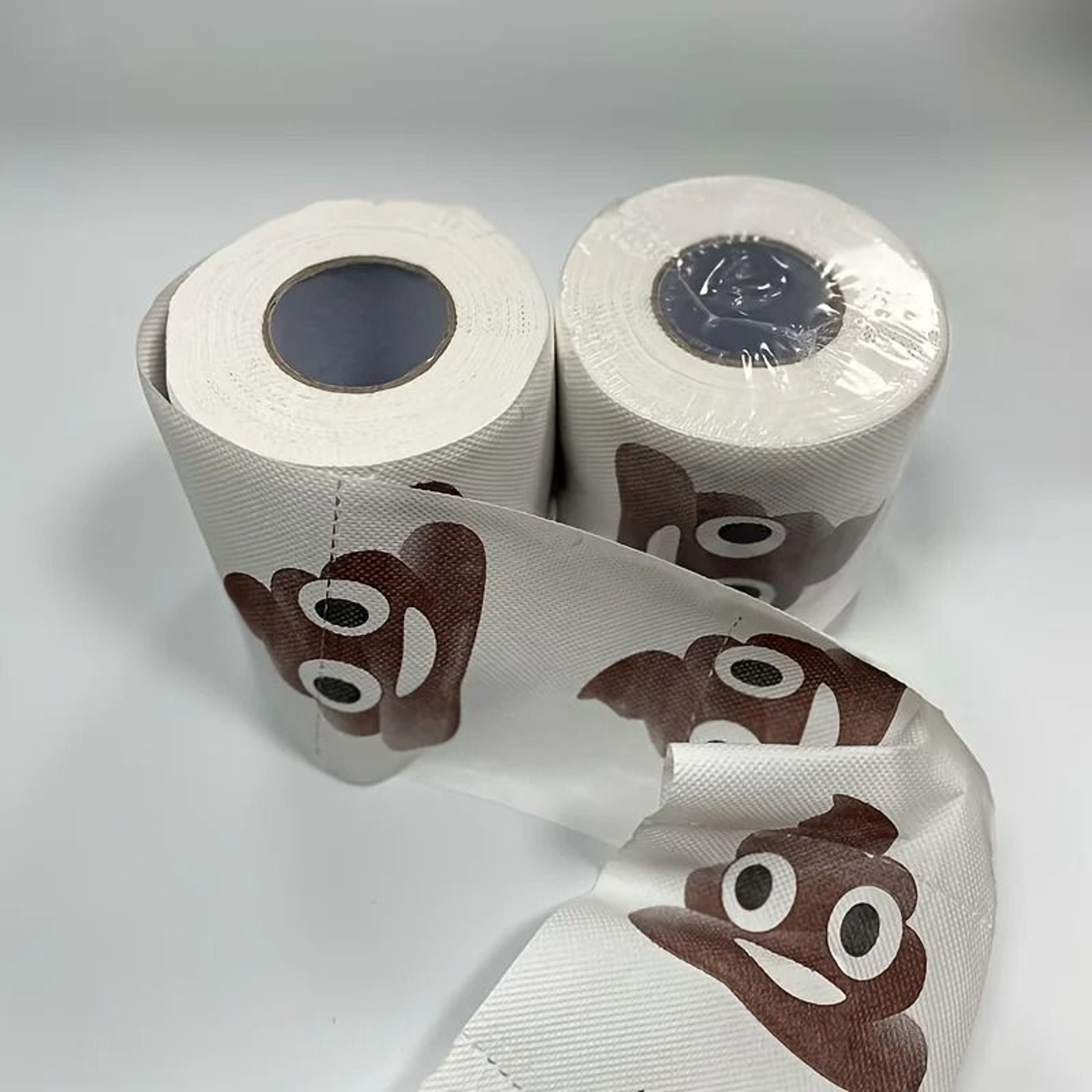 Fun Patterned Toilet Paper Roll And Industrial Grade 3 Layer Specialized Hygiene Hardware 3