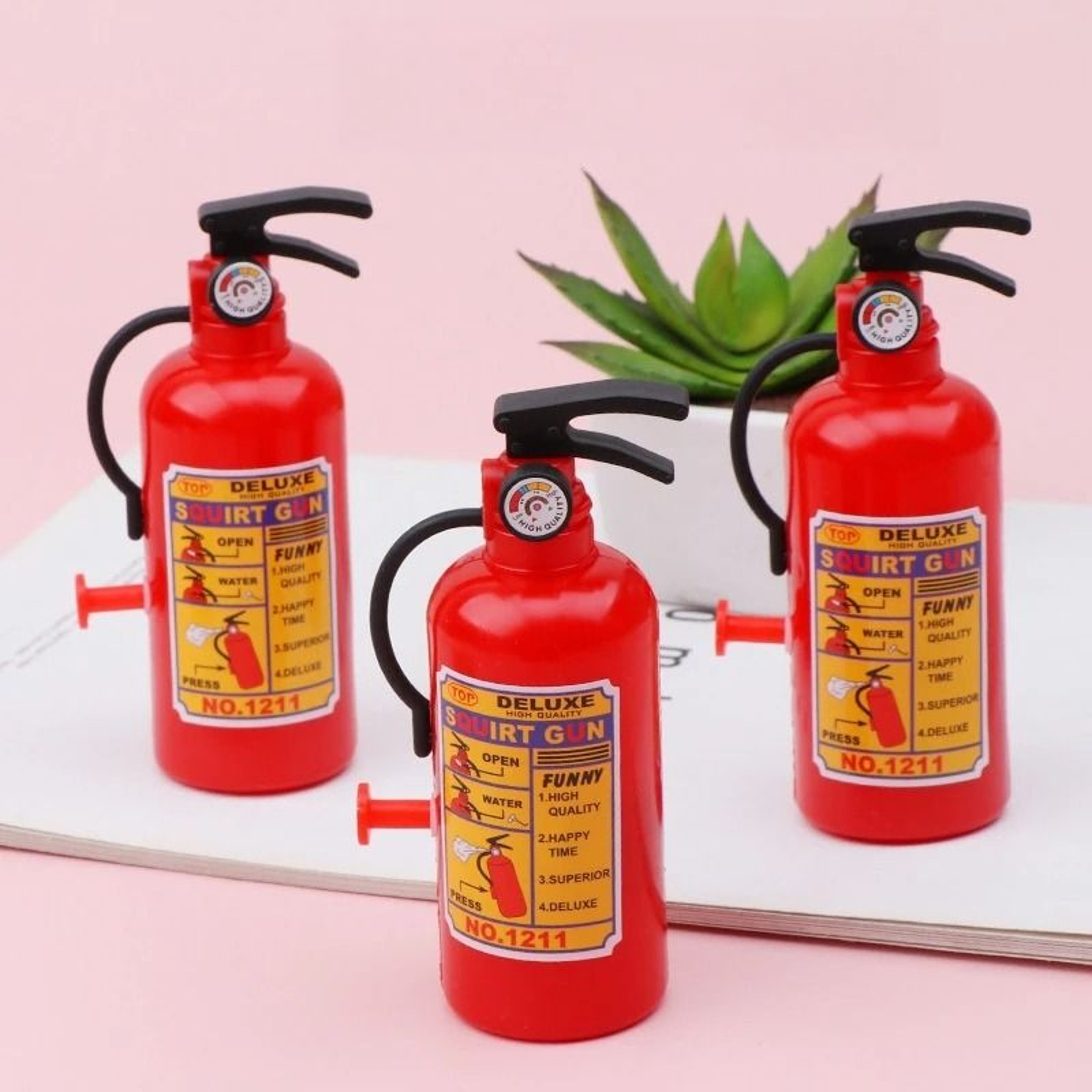 Mini Fire Extinguisher Water Gun Set 5