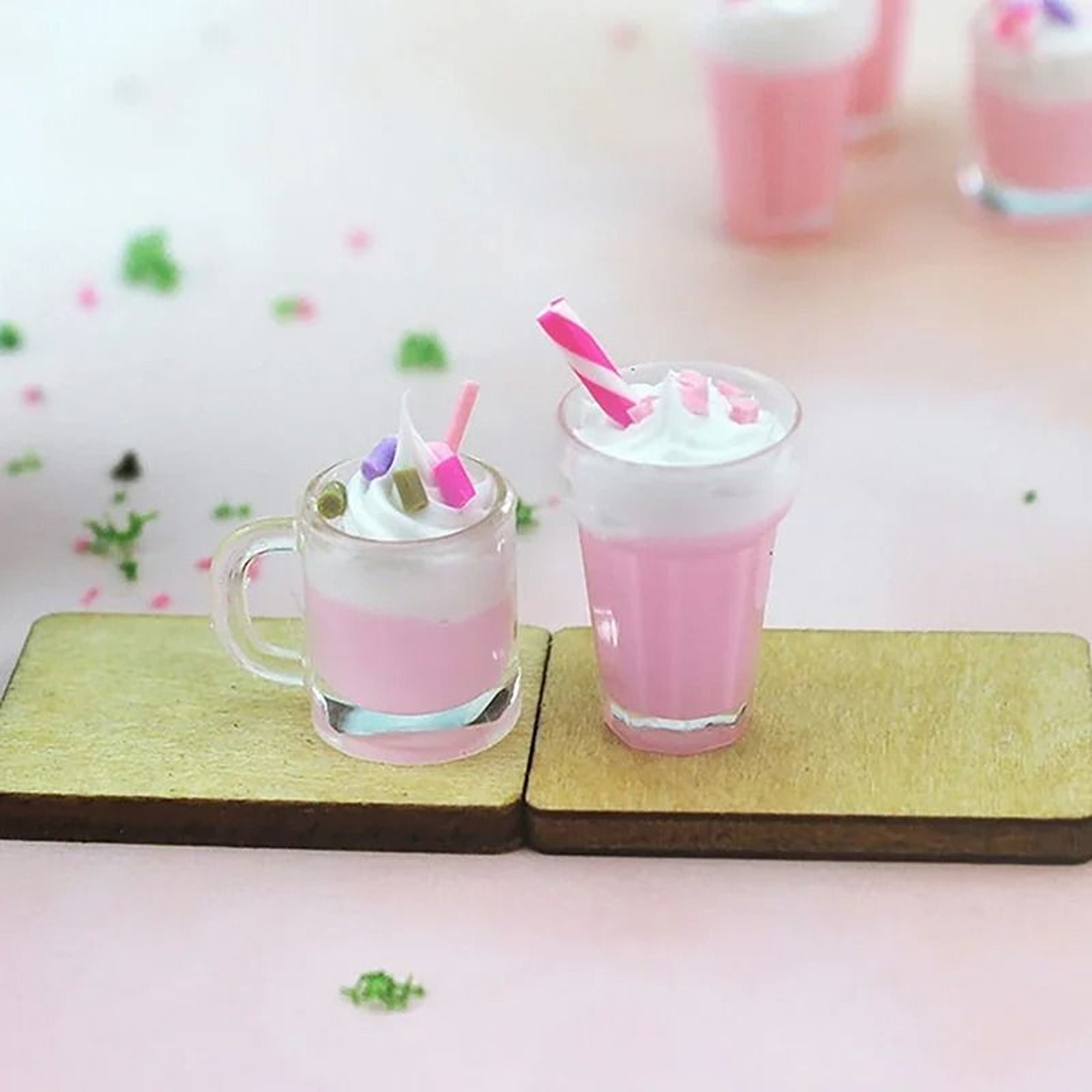 Miniature Cocktail Drinks Set  Realistic Dollhouse Kitchen Accessories For 16  112 Scale Ornaments 2