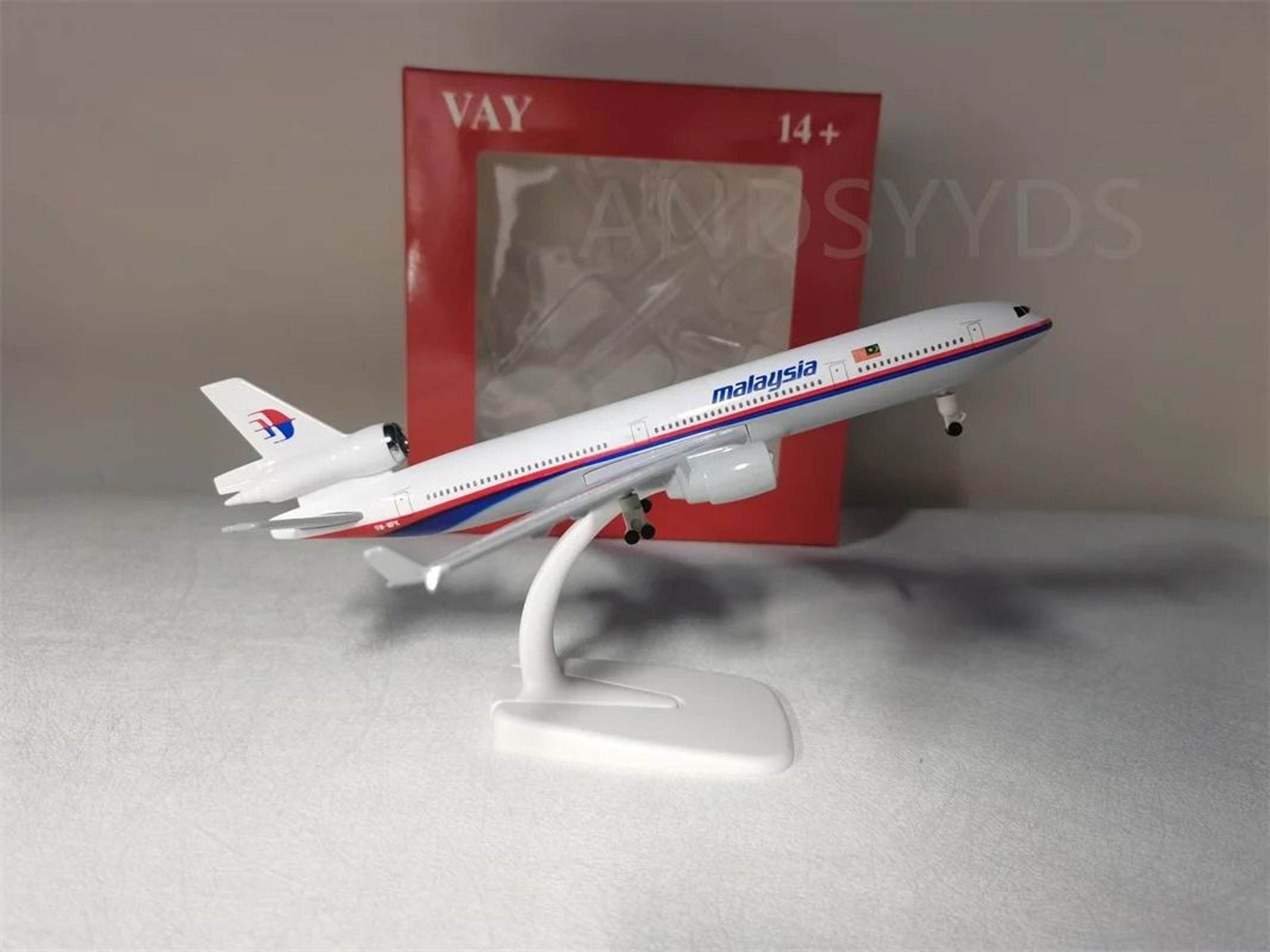 Aeronautical Narrative Sculpture  HighDefinition MD11 Architectural Model 2
