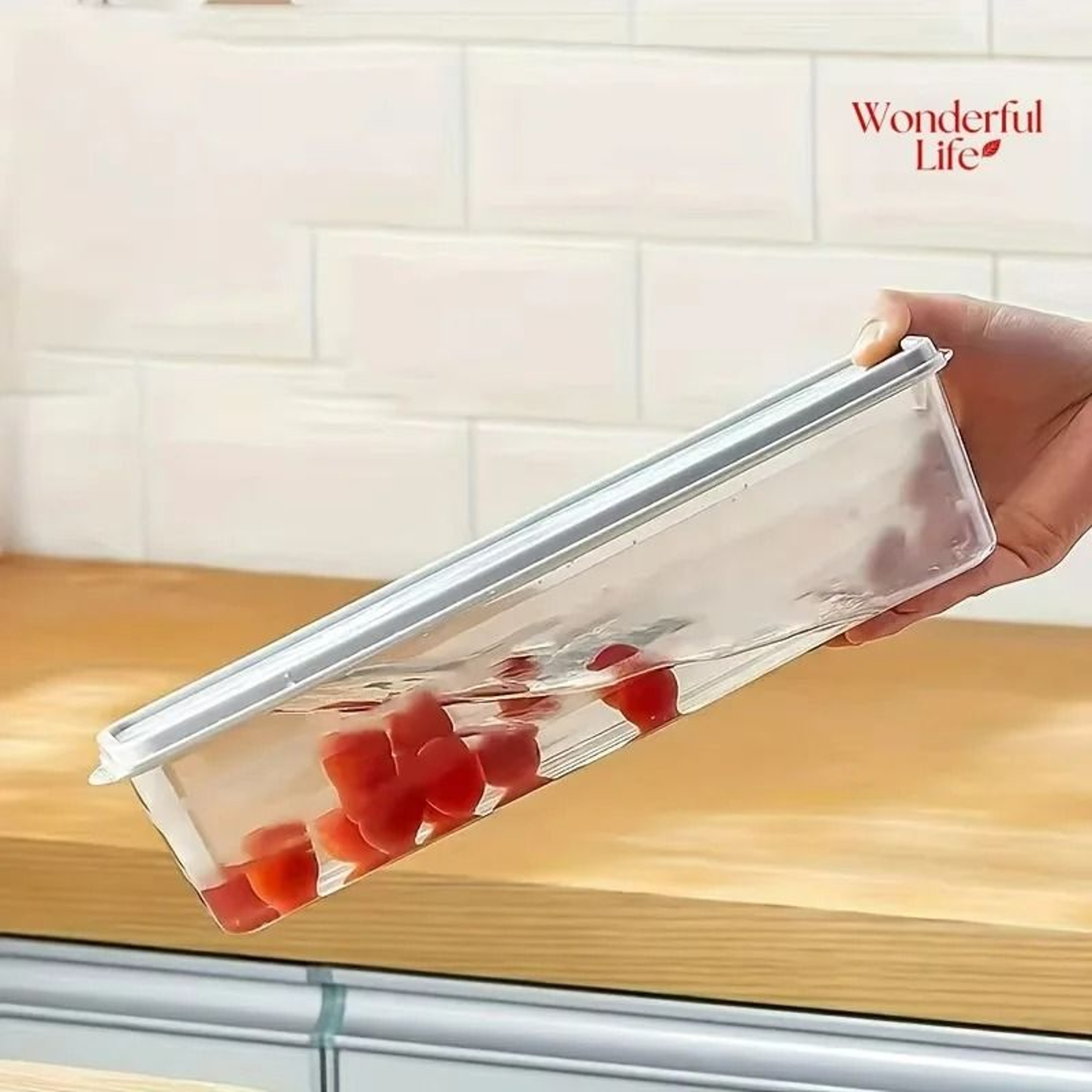 Refrigerator Sealed Food Storage Container With Lid 2