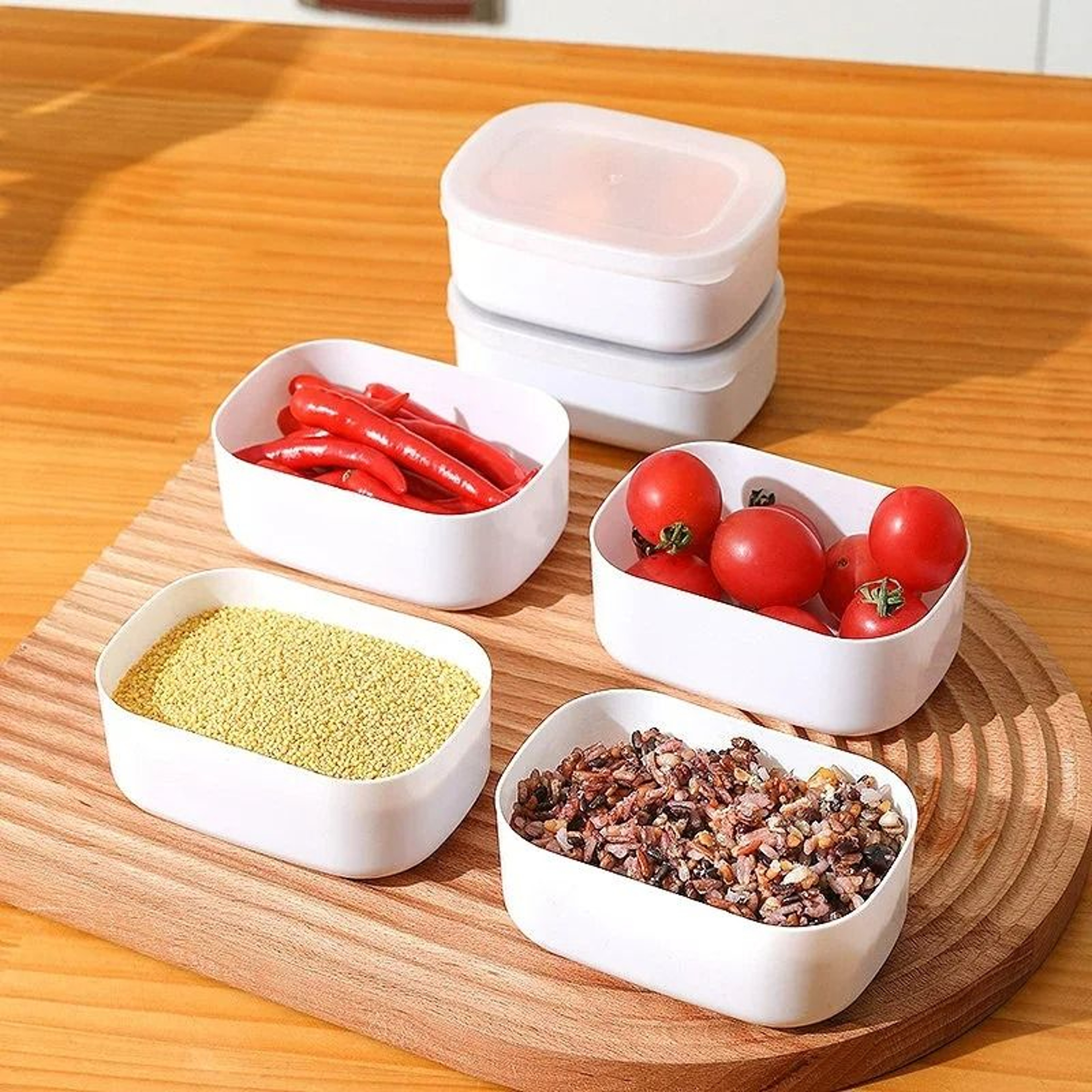 Airtight FoodSealed Crisper And HeatResistant Refrigerator Produce Storage Container 2
