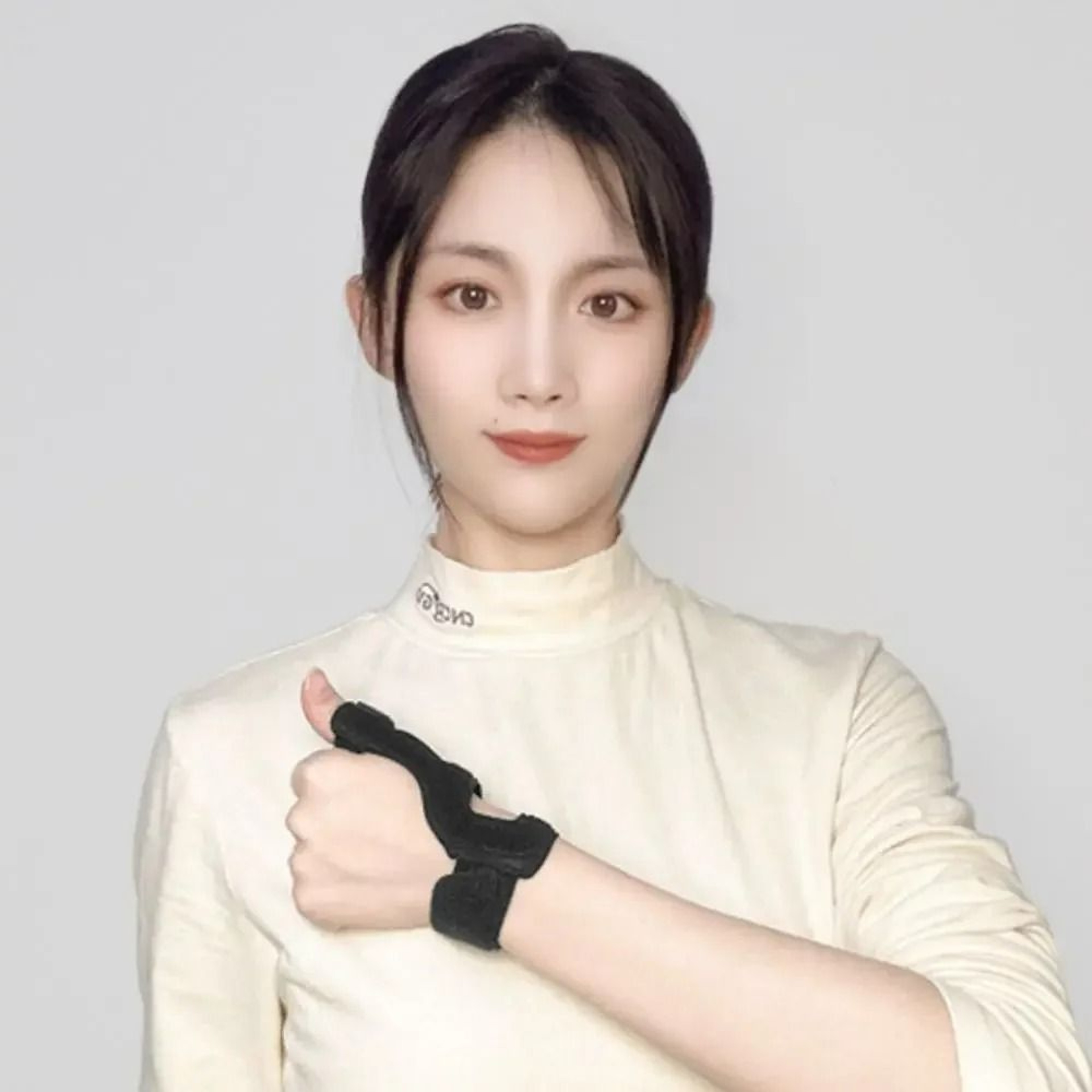 Adjustable Office Wristband With Metal Reinforcement Support 3