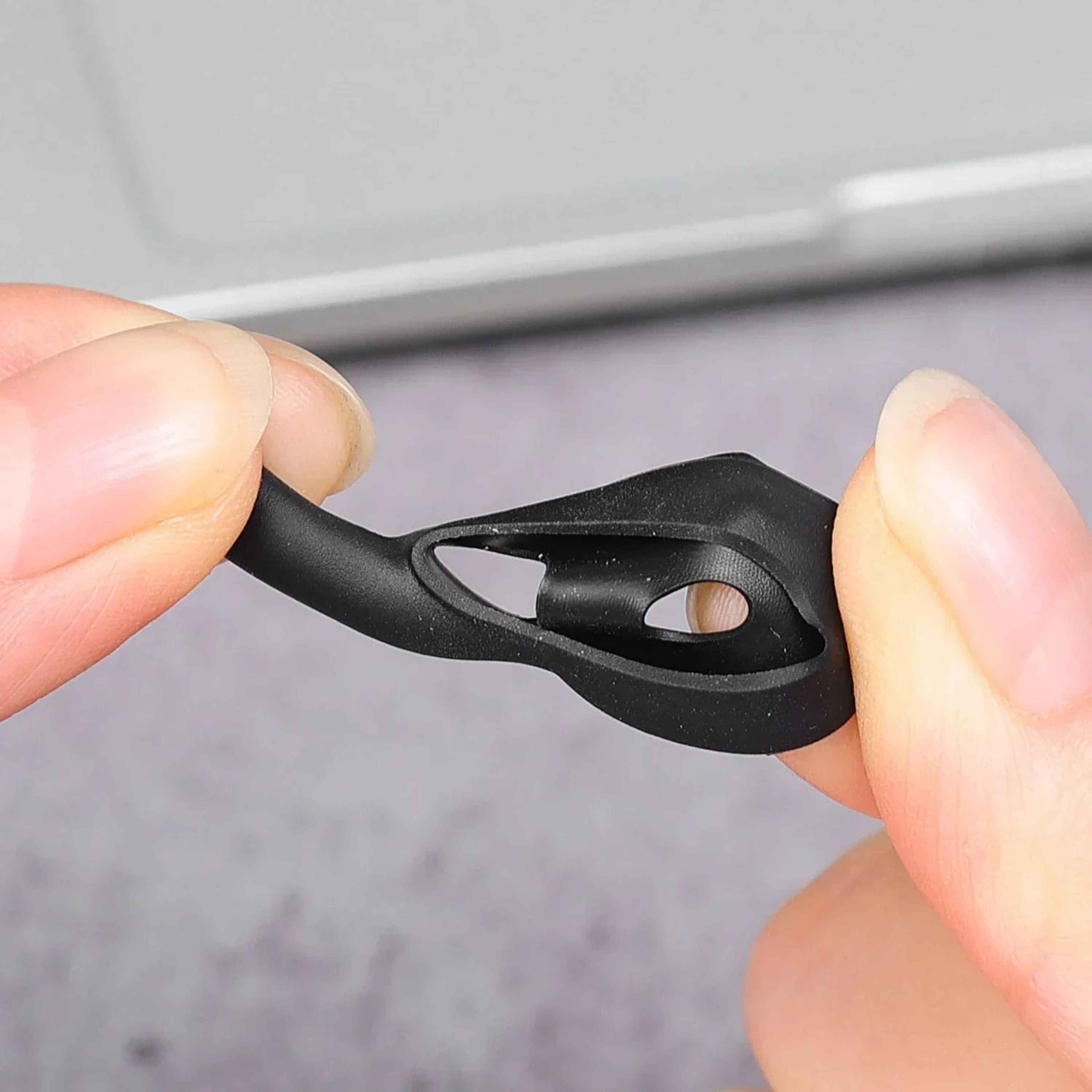 NonSlip Soft Silicone AntiLost Ear Hooks  Eartip Covers For Apple AirPods 4 3