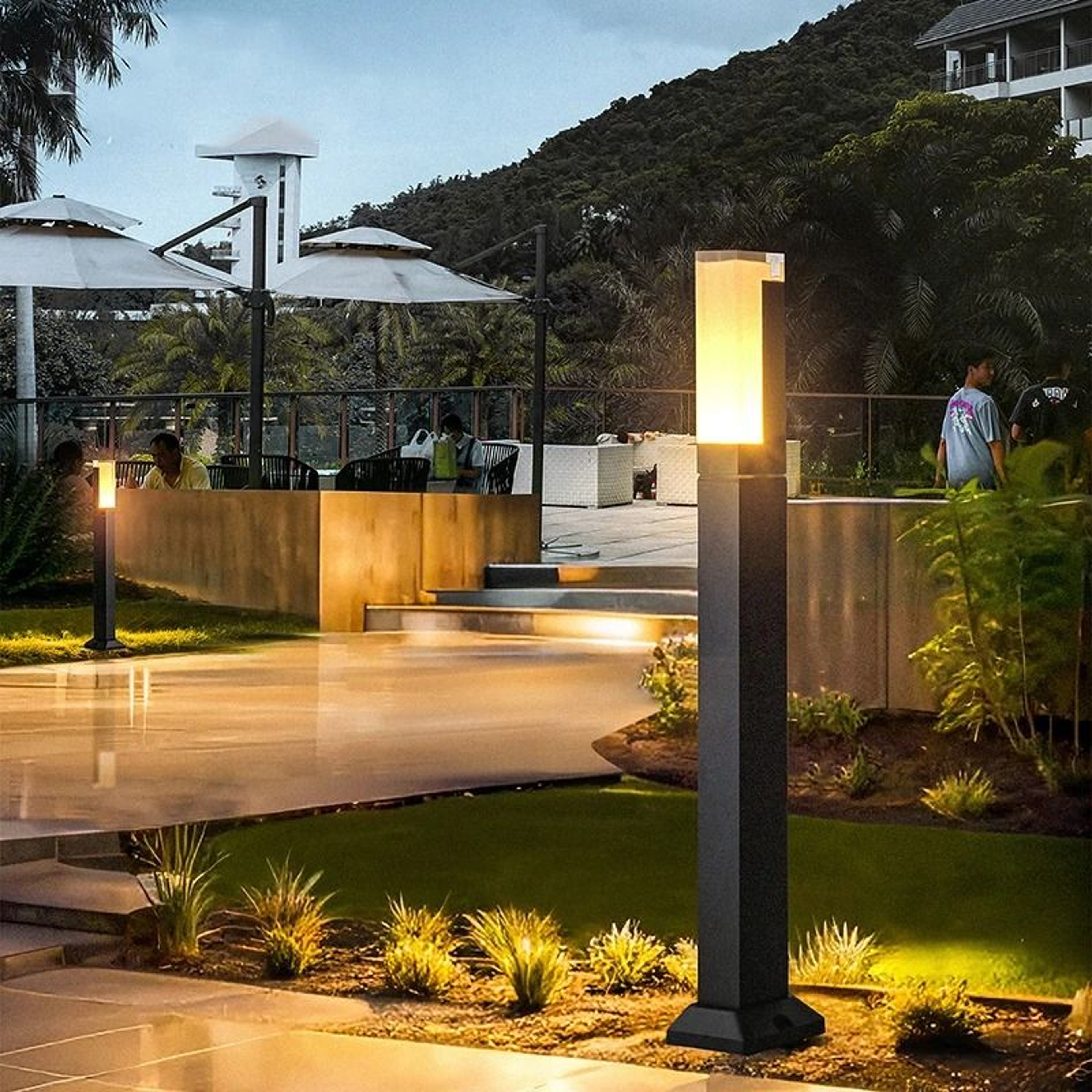 Modern Minimalist Aluminum Outdoor LED Lawn  Landscape Light 1