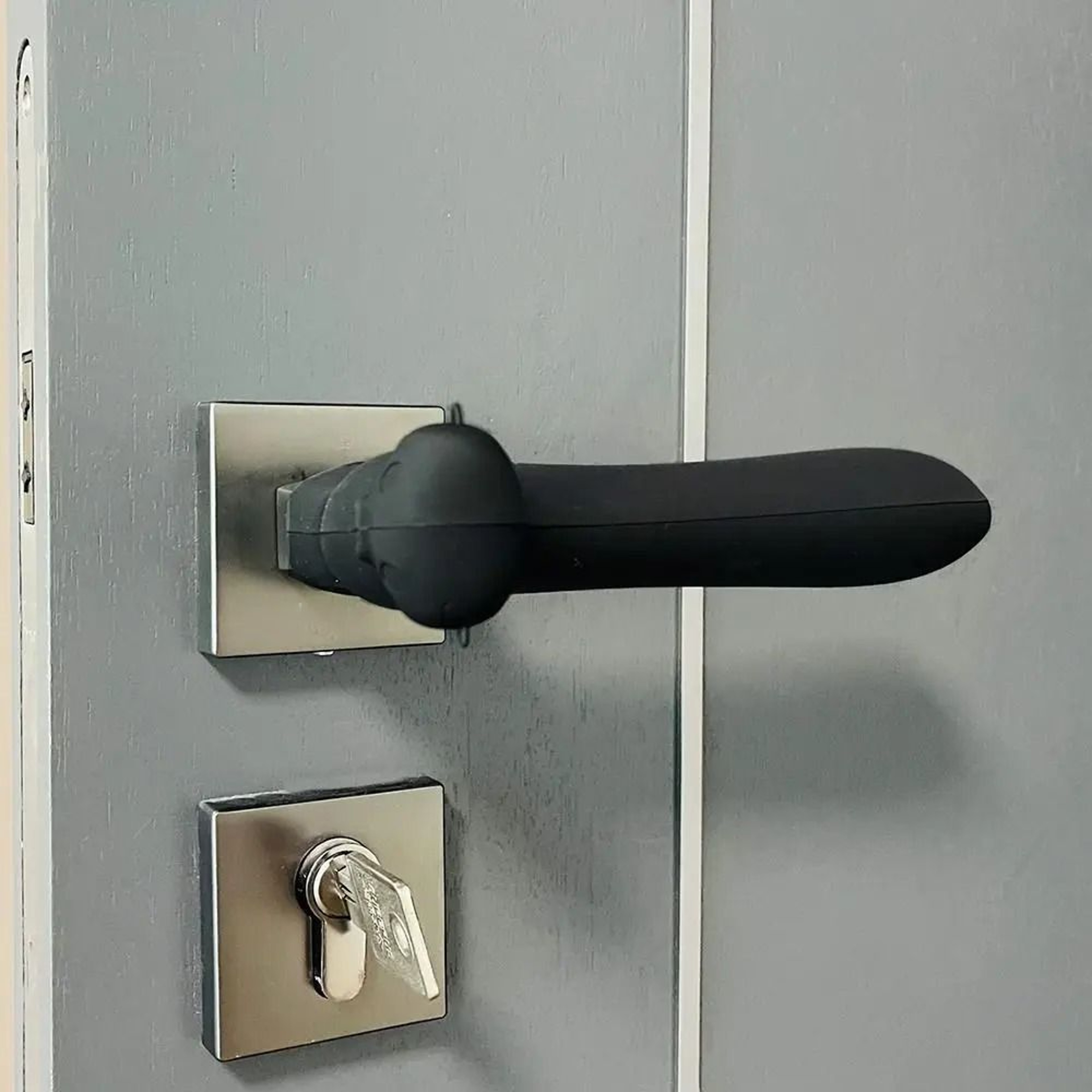 Cute Silicone AntiCollision Door Handle Cover  Baby Safety Protector 6