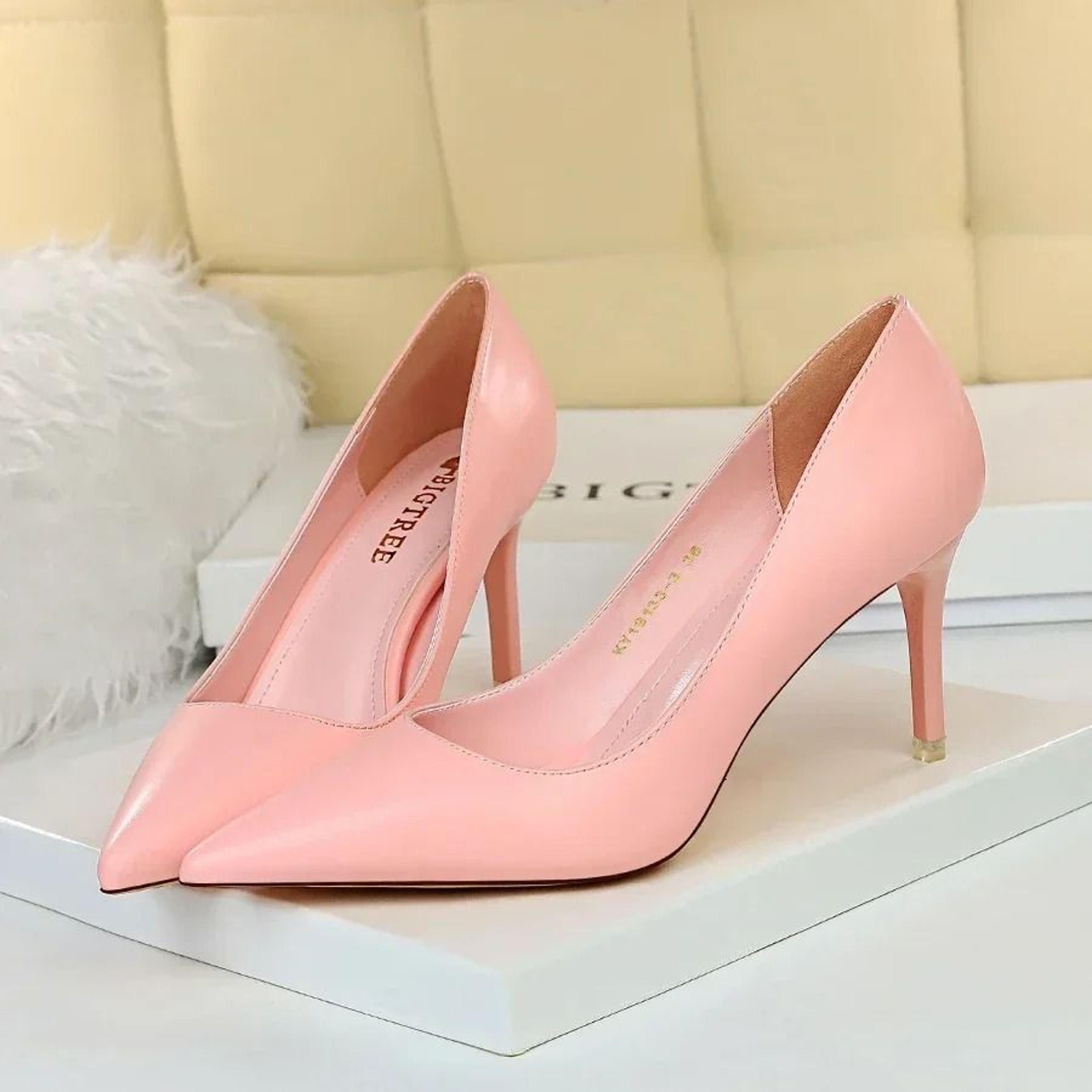Elegant Pointed Toe Colorful Stiletto Pumps 18