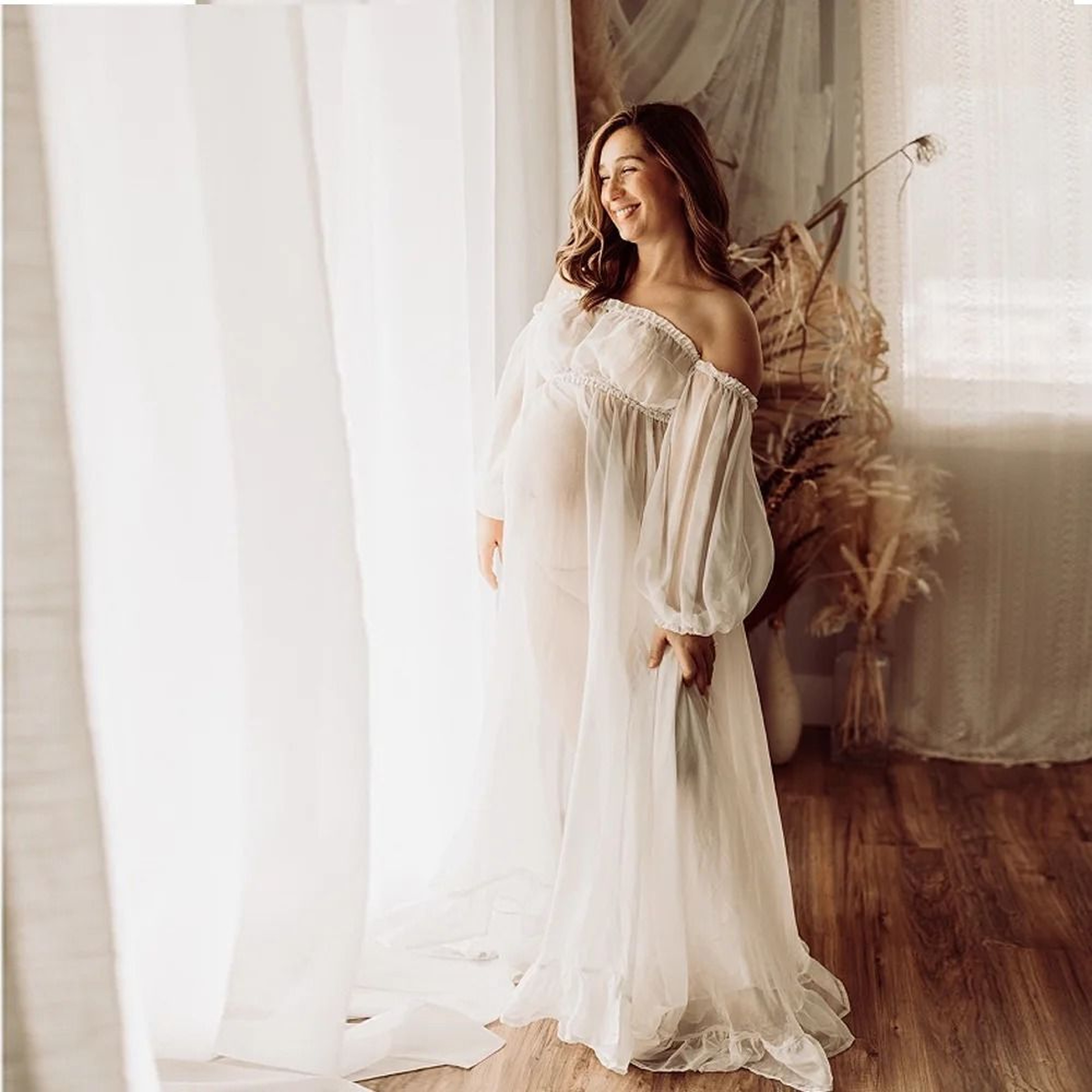 Elegant Sheer Chiffon Maternity Photoshoot Dress With Long Sleeves 3