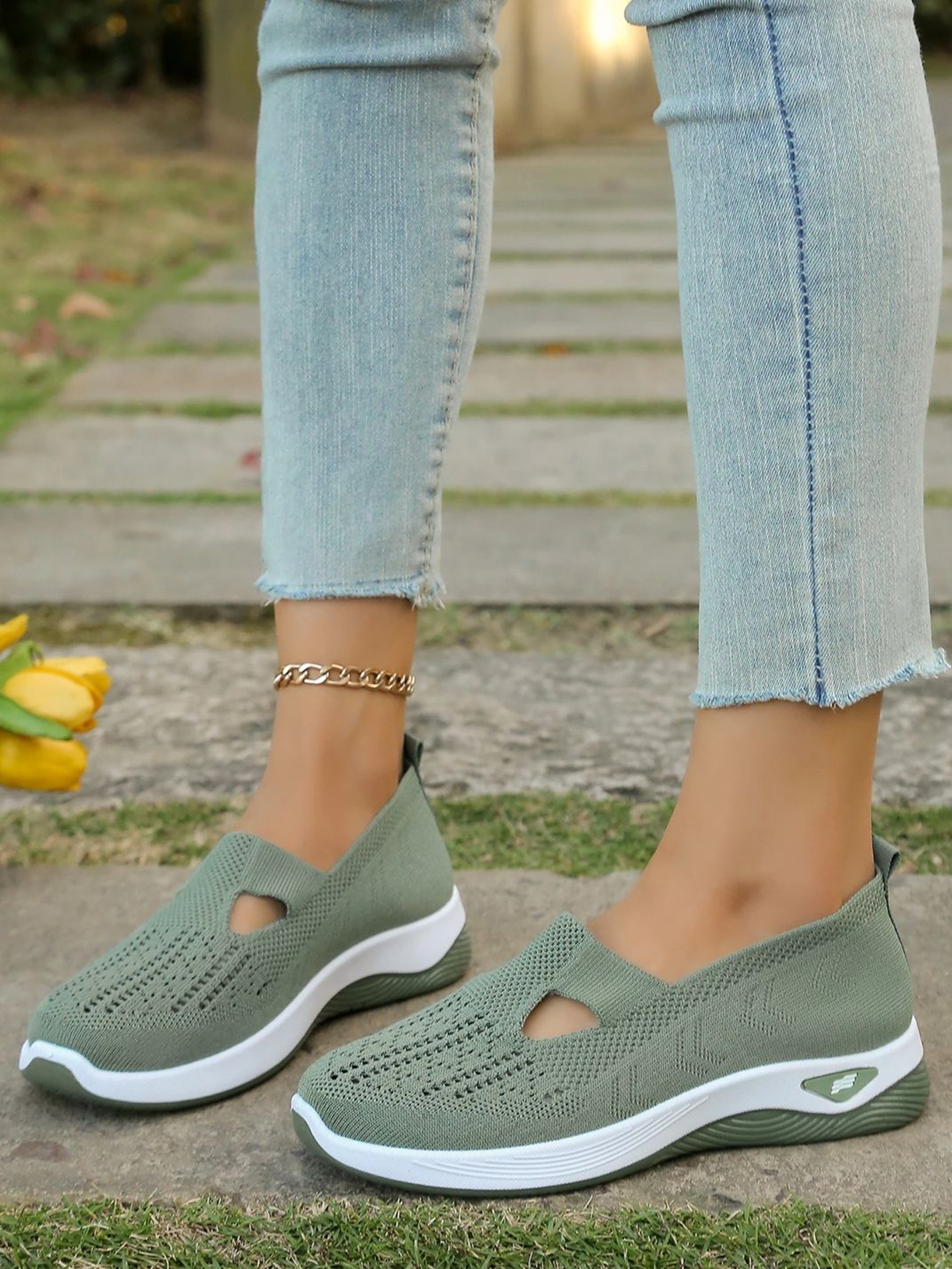 Lightweight Casual Sneakers For Women  Breathable Flat Shoes For Everyday Comfort 6