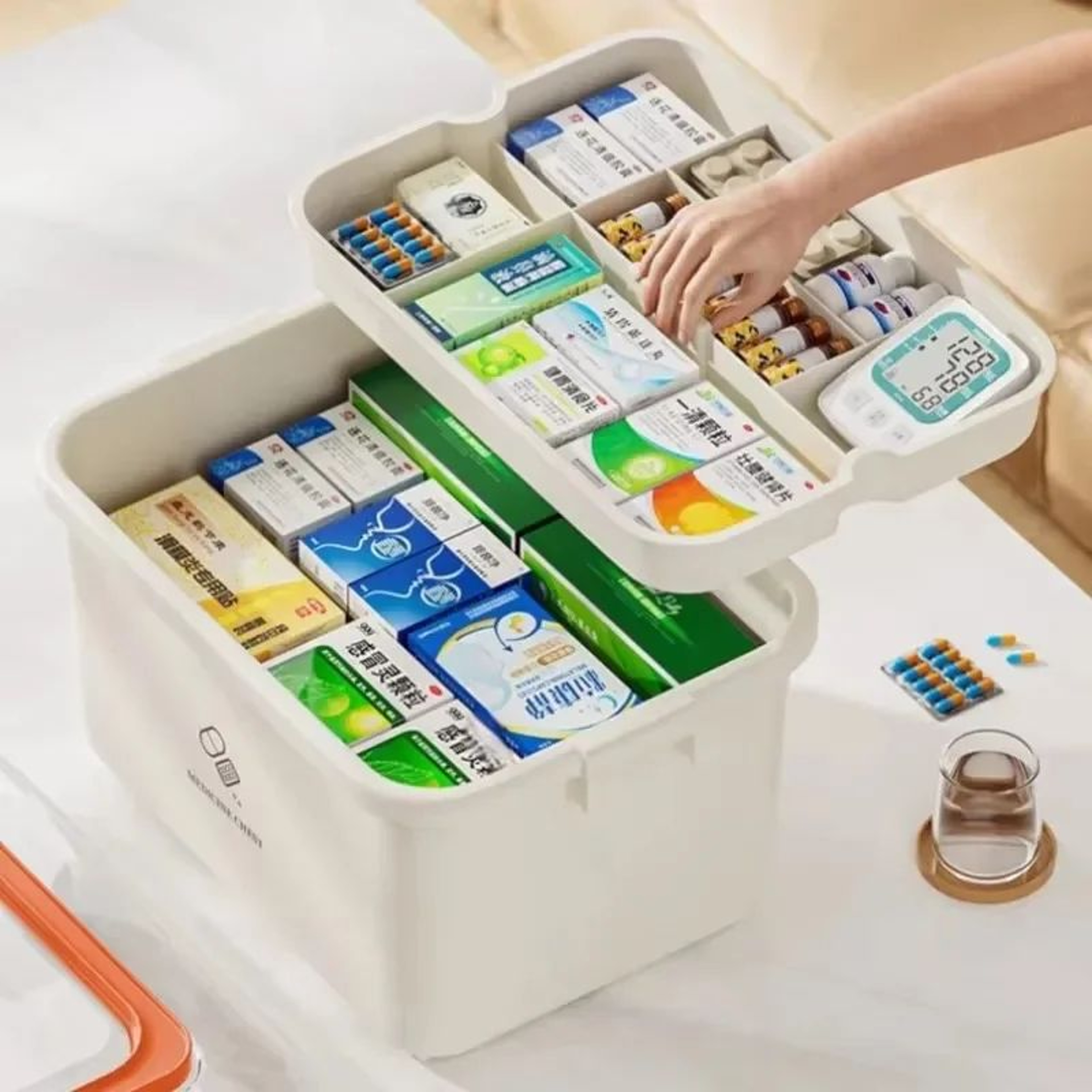Large Capacity Medicine Storage Box Portable First Aid Organizer Case 2