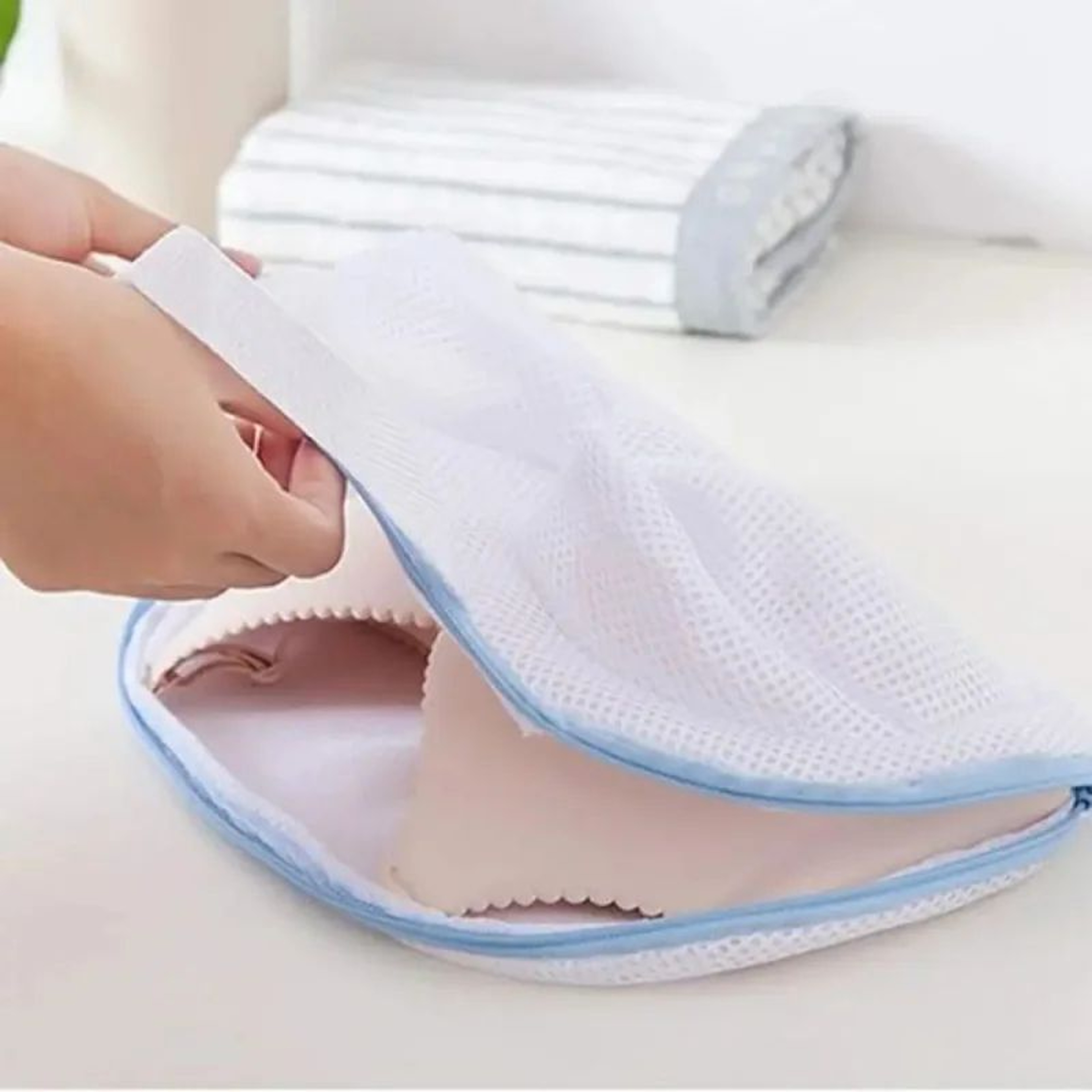 Bra Laundry Bag Protective Washing Mesh Organizer Delicates Laundry Bag 4