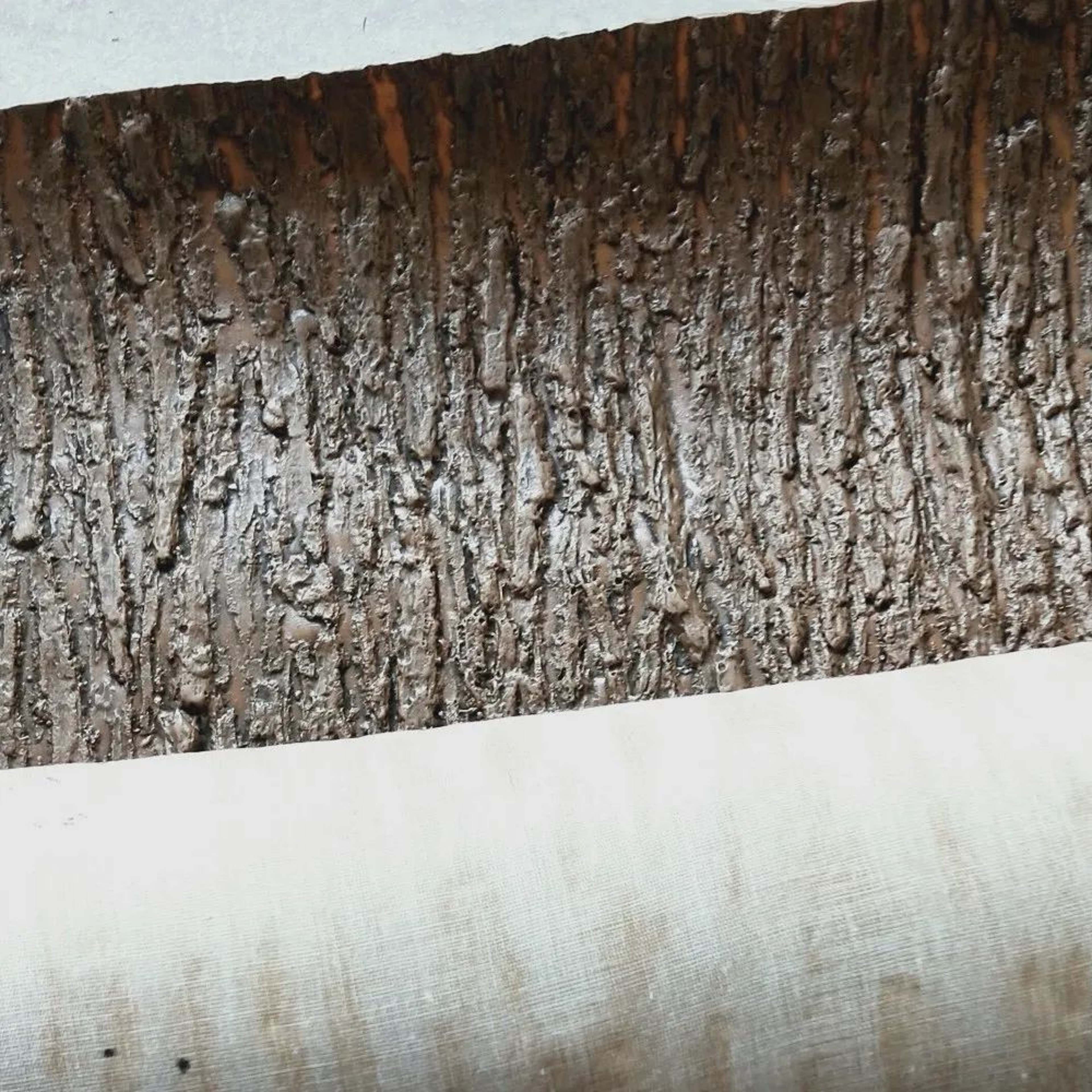 Artificial Tree Bark Cover Decorative Column Wrap Garden Landscaping Pillar Decor 1