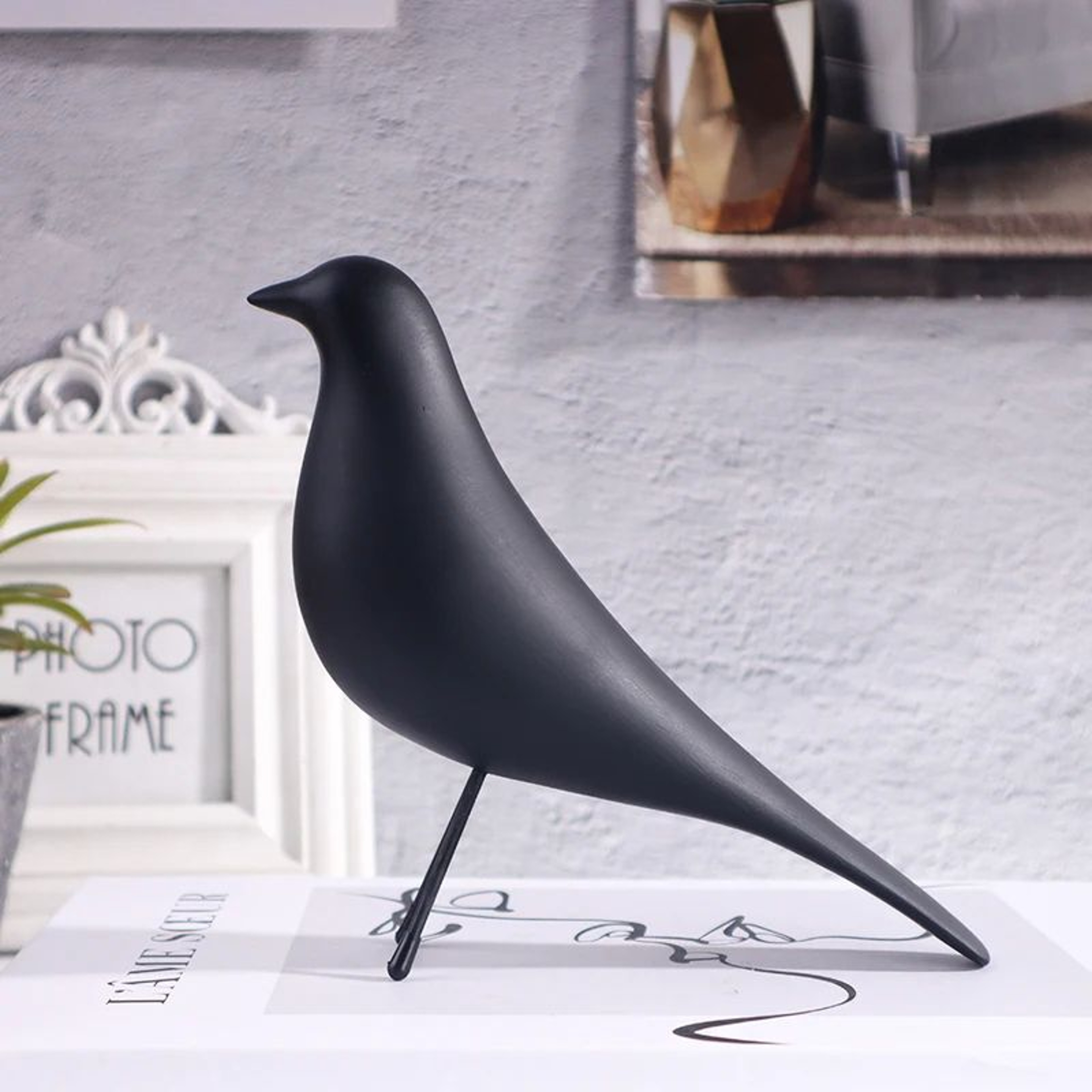 Nordic Minimalist Bird Sculpture Modern Resin Home Decor Ornament 1