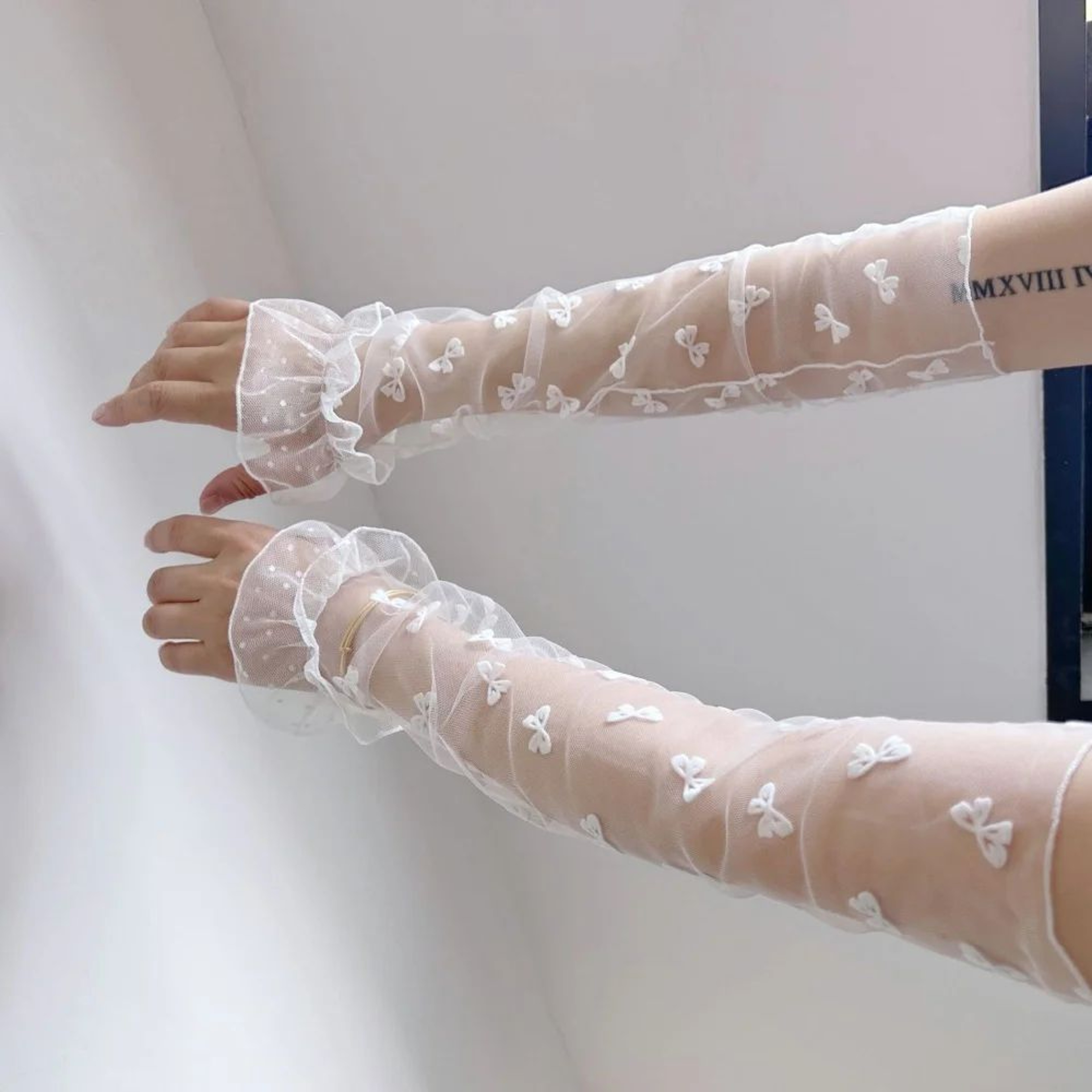 Polka Dot Mesh Fingerless Arm Sleeves 9