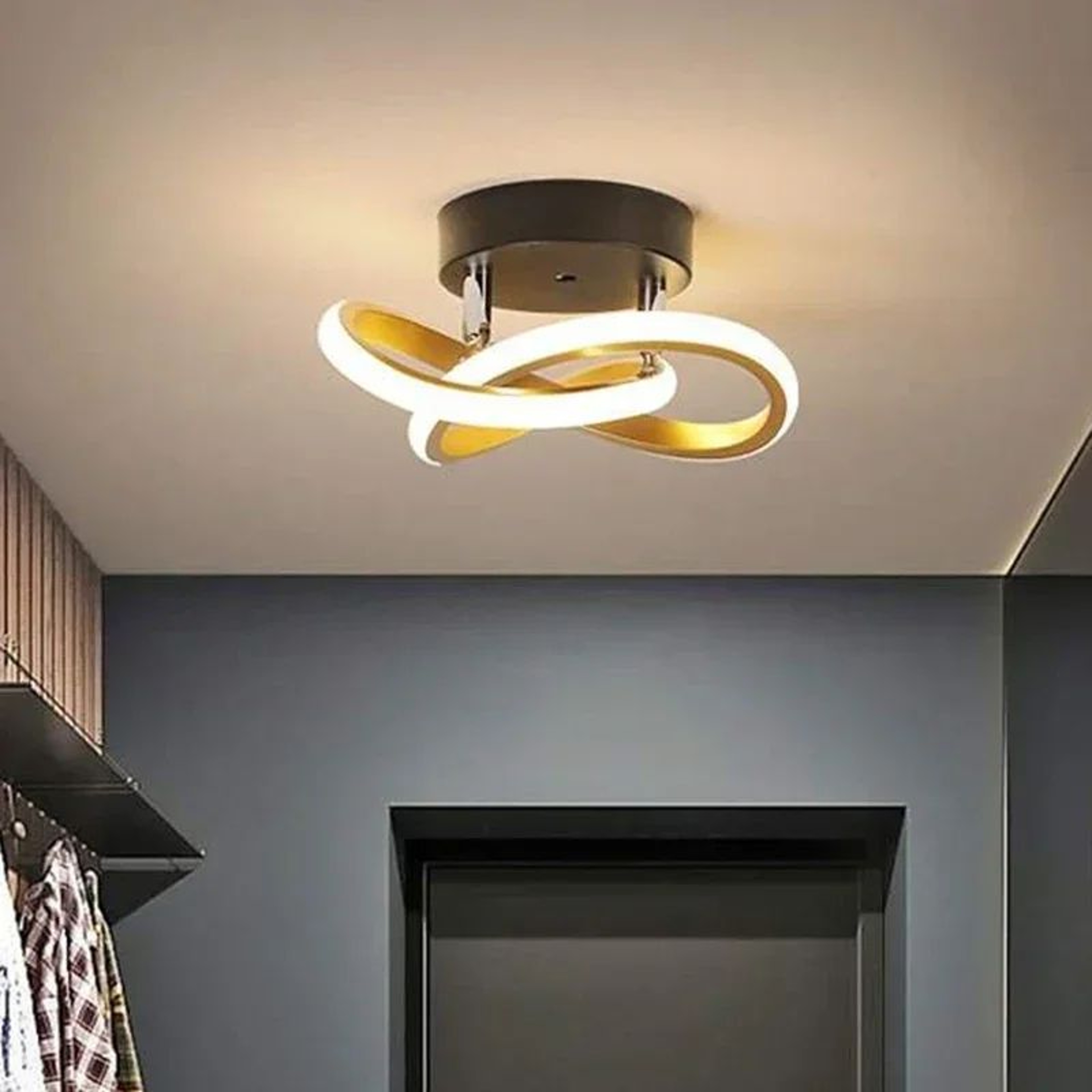 Modern Geometric LED Wall Lamp 2