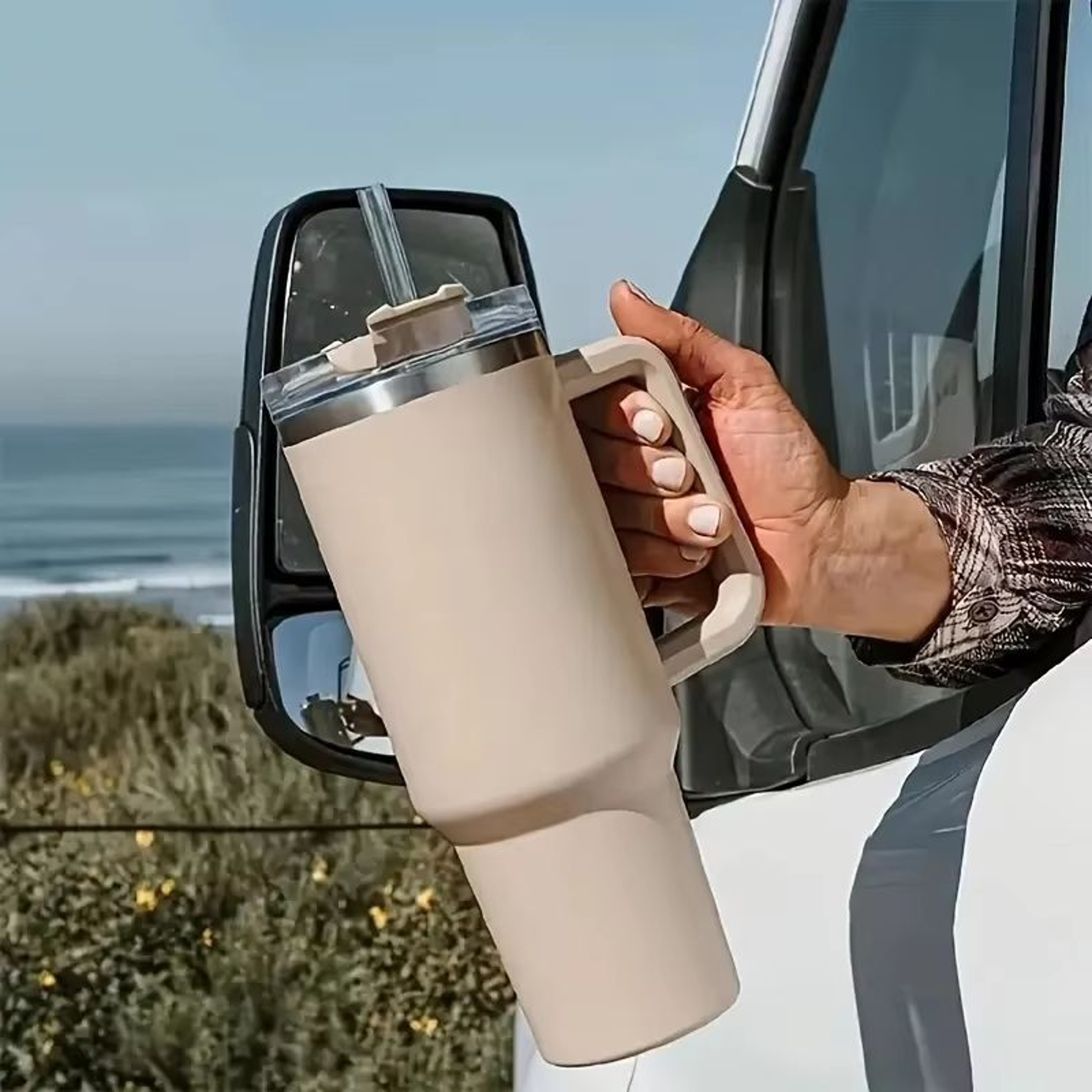 4058 Fl Oz Stainless Steel Insulated Water Bottle With Handle And Straw For Hot And Cold Drinks 0