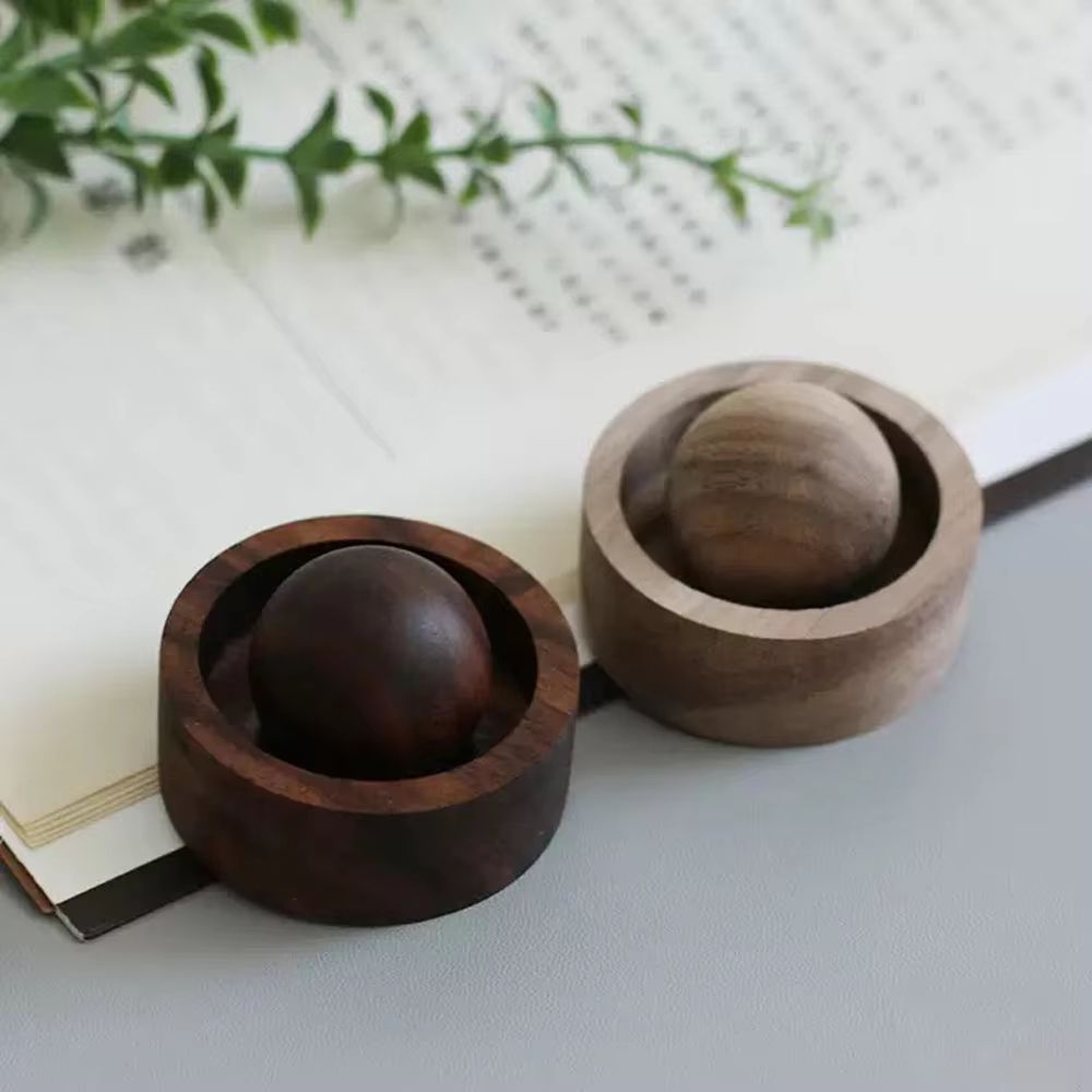 Natural Solid Wood Aromatherapy Diffuser Sphere 2