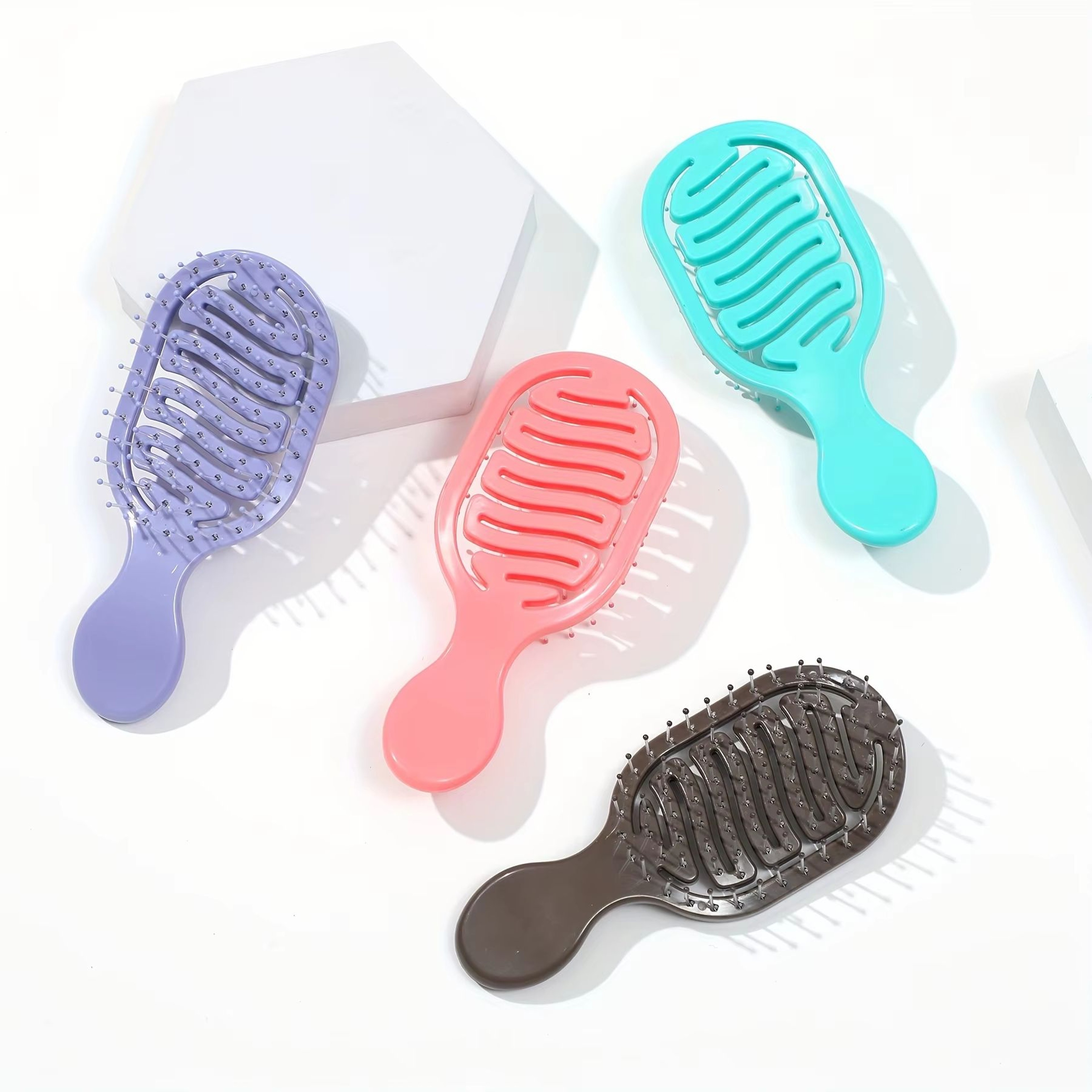 Mini Track Portable Detangling Hair Brush For Travel And Daily Styling 1