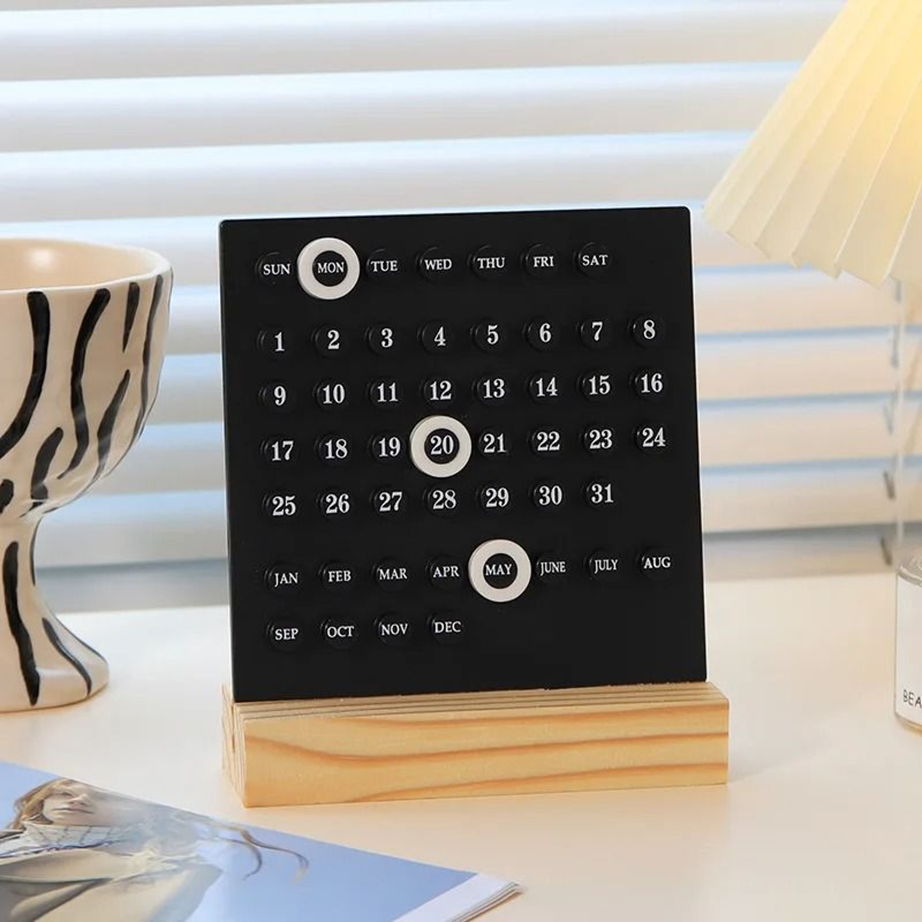 Modern Minimalist Perpetual Desk Calendar  Creative Reusable Desktop Decor 3