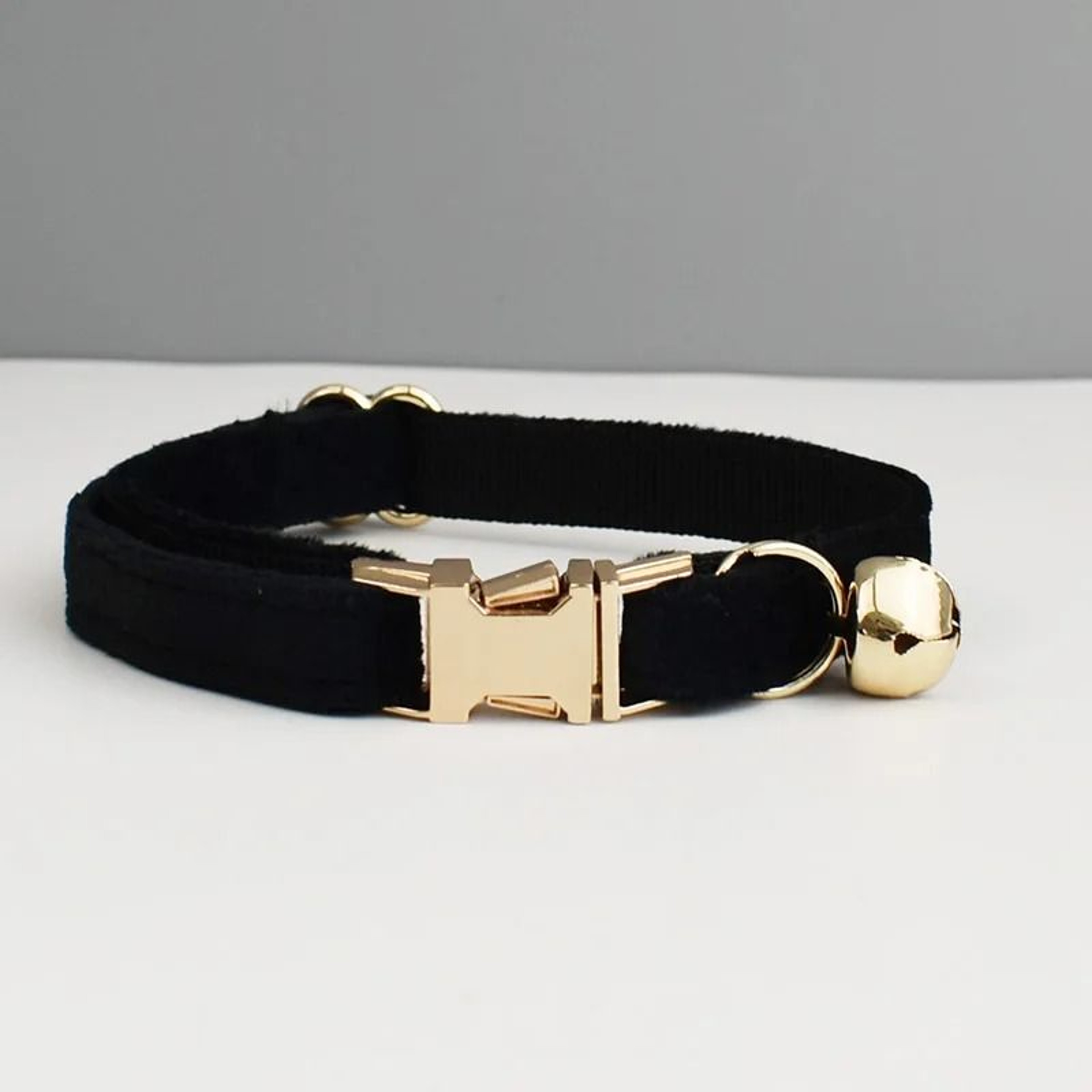Personalized Luxury Velvet Cat Collar With Name Plate Bell  Bow Tie 12