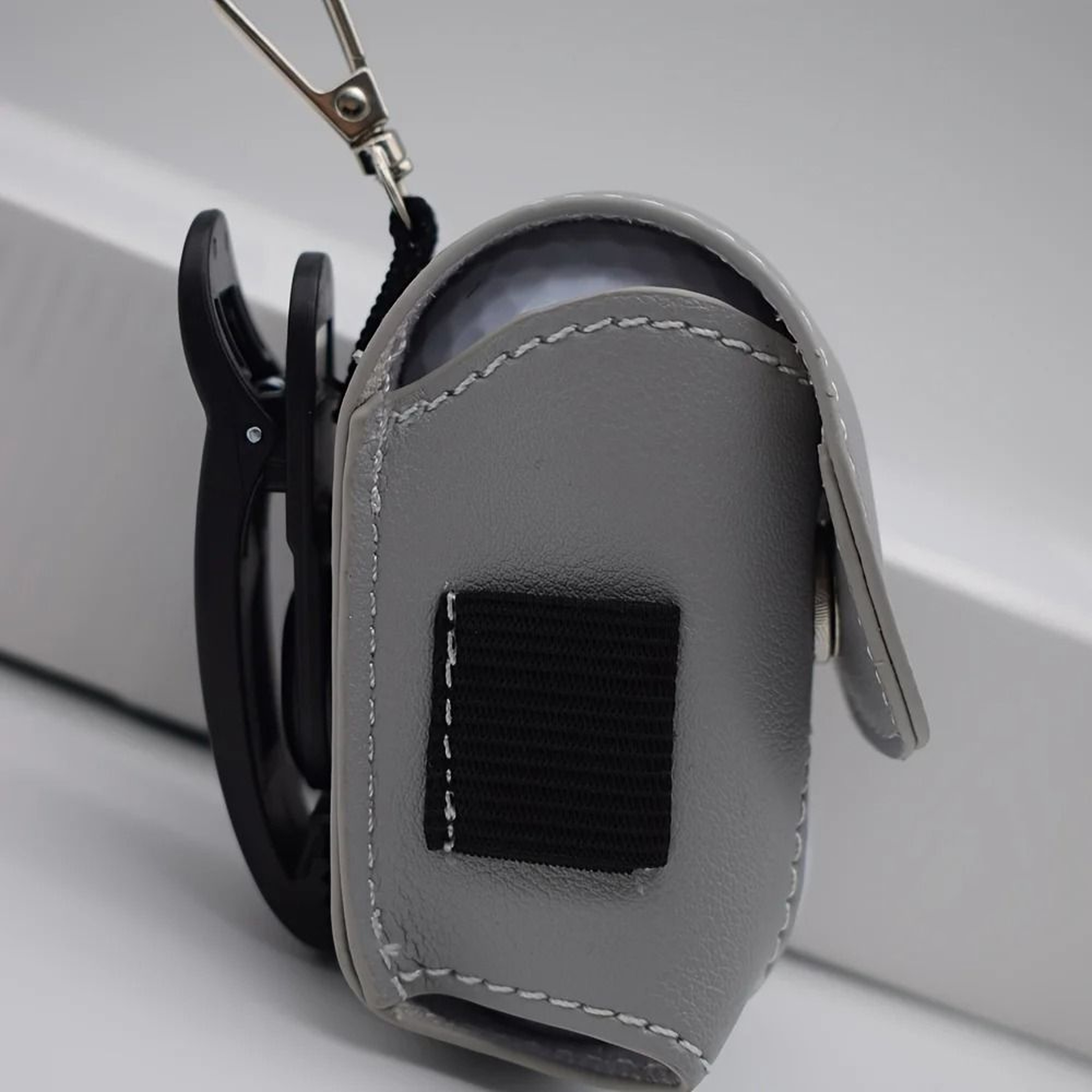 Portable Mini Golf Ball Storage Bag With Hook 8