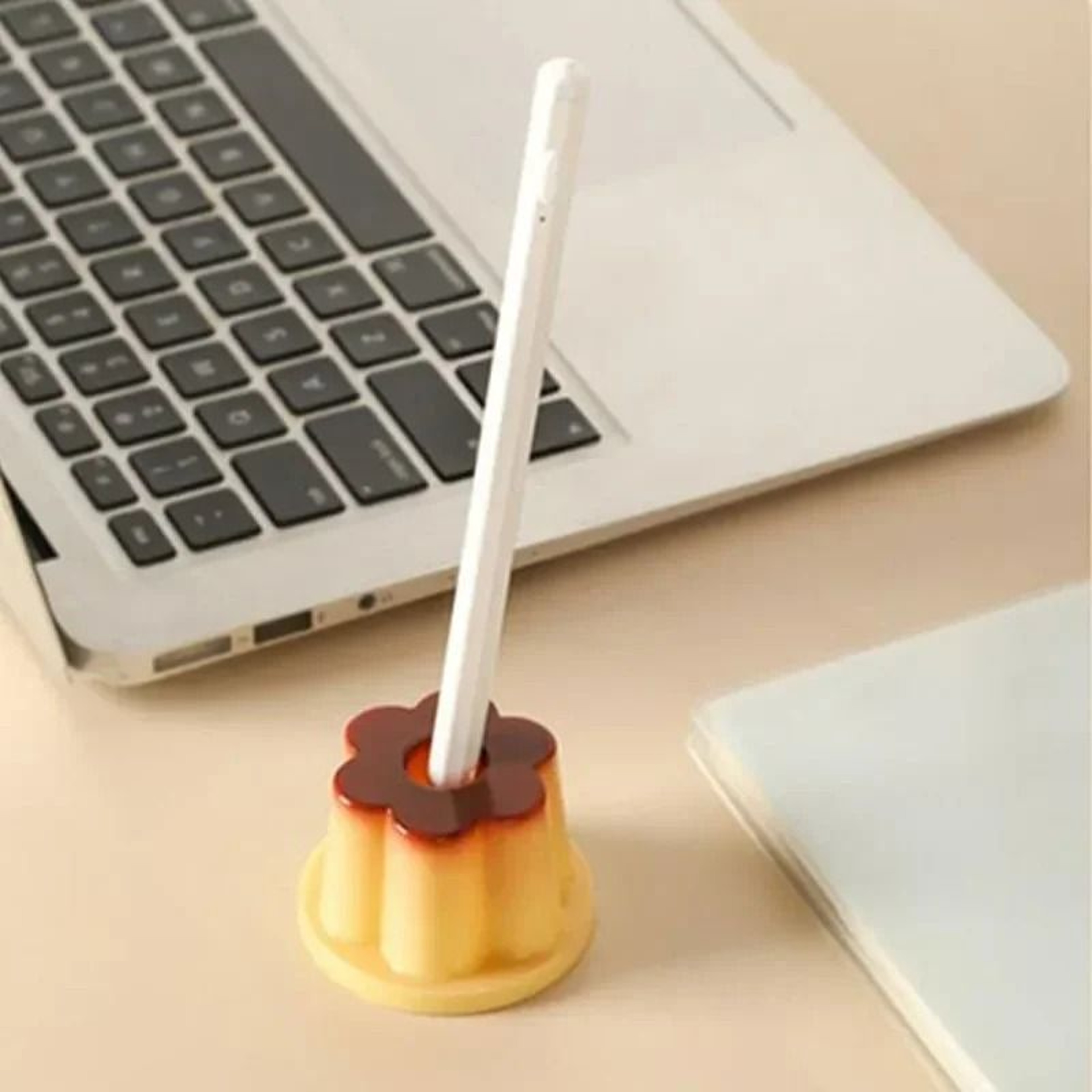Cute Pudding Pen Holder Desktop Pencil Organizer 2