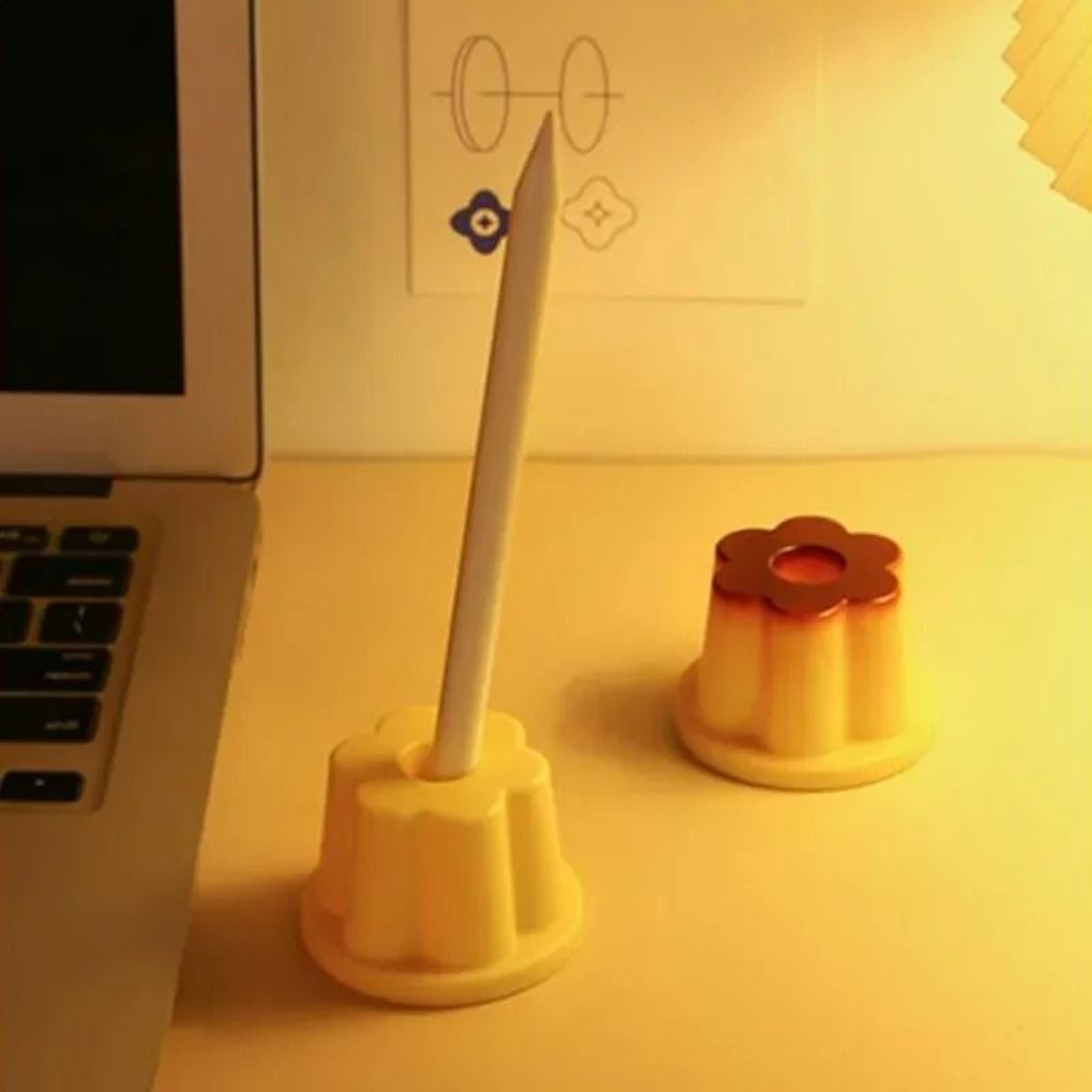 Cute Pudding Pen Holder Desktop Pencil Organizer 3