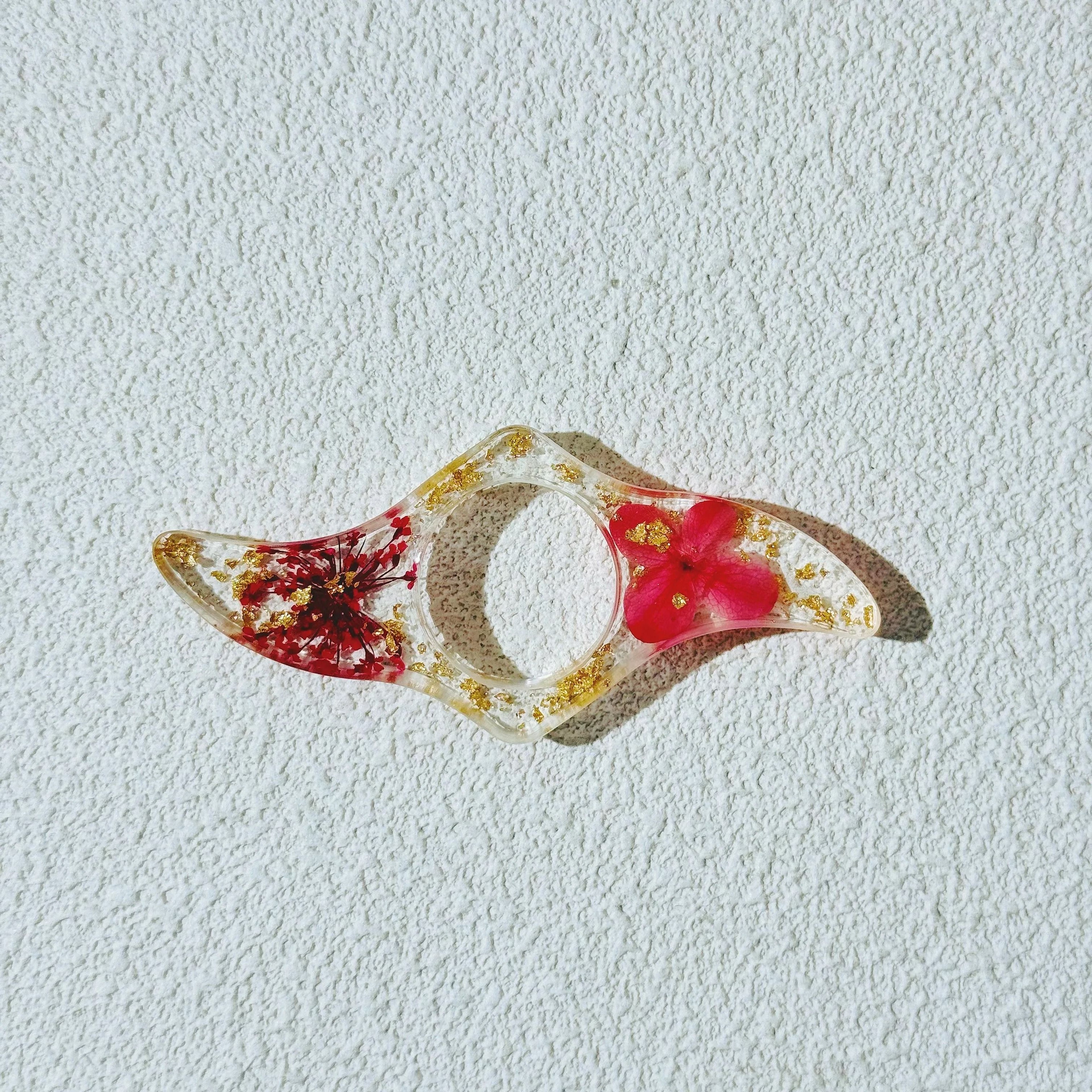 Creative Resin Thumb Page Holder And Bookmark 6