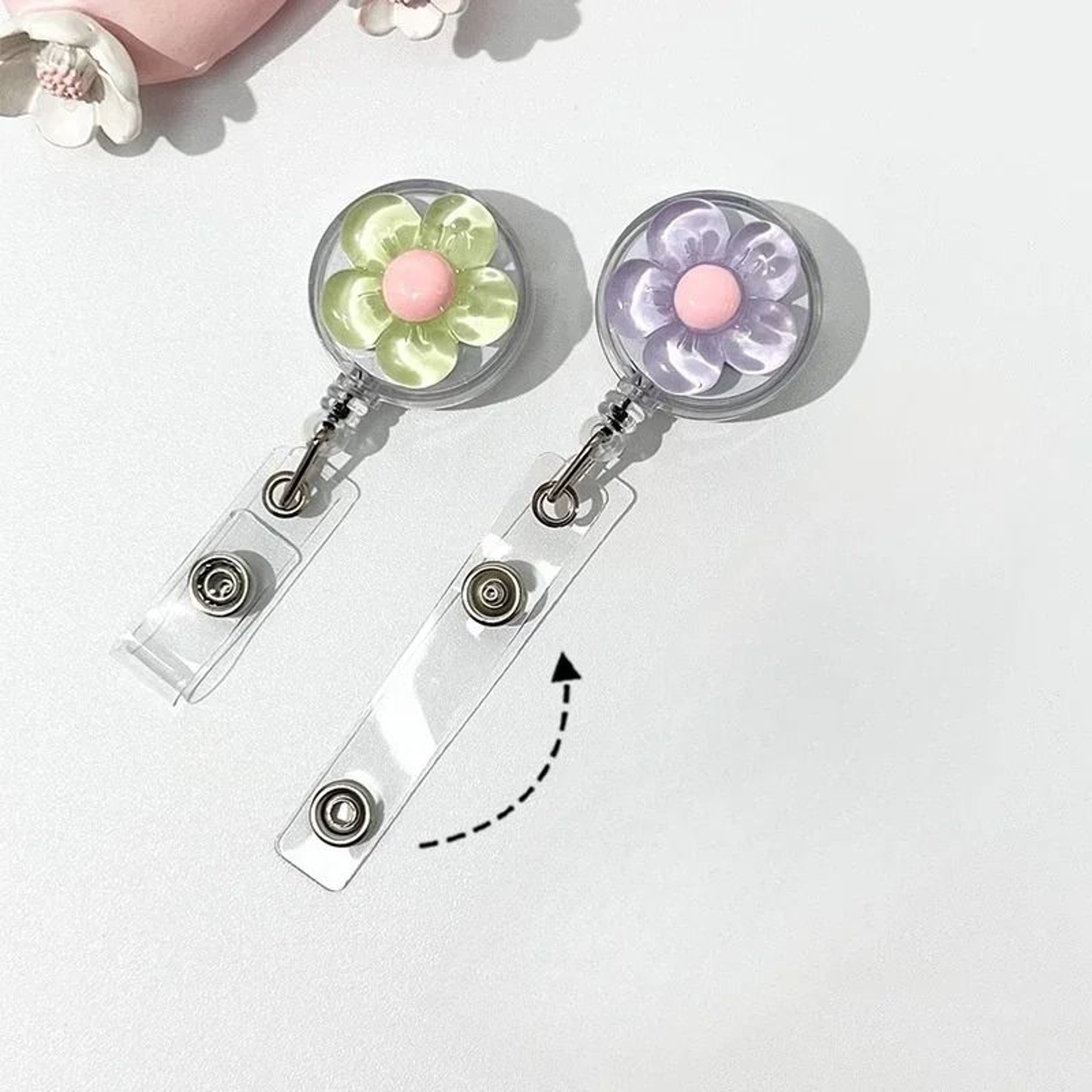 2 Or 5 Pack Retractable Flower Badge Reel With ID Card Holder Clip For Name Tags And Keys 3
