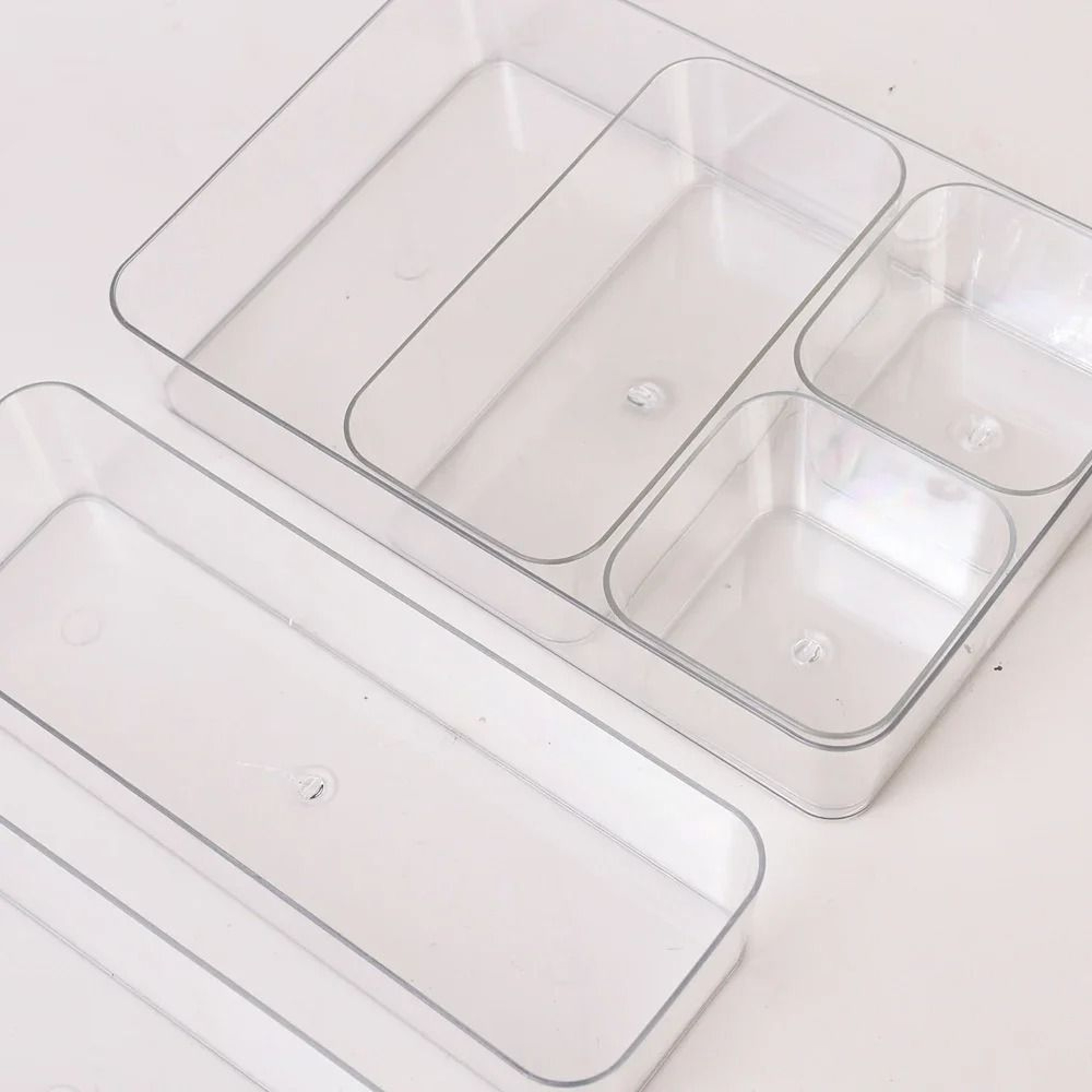 Clear Plastic Storage Box Large Capacity Desktop Organizer For Makeup Jewelry And Office Supplies 0
