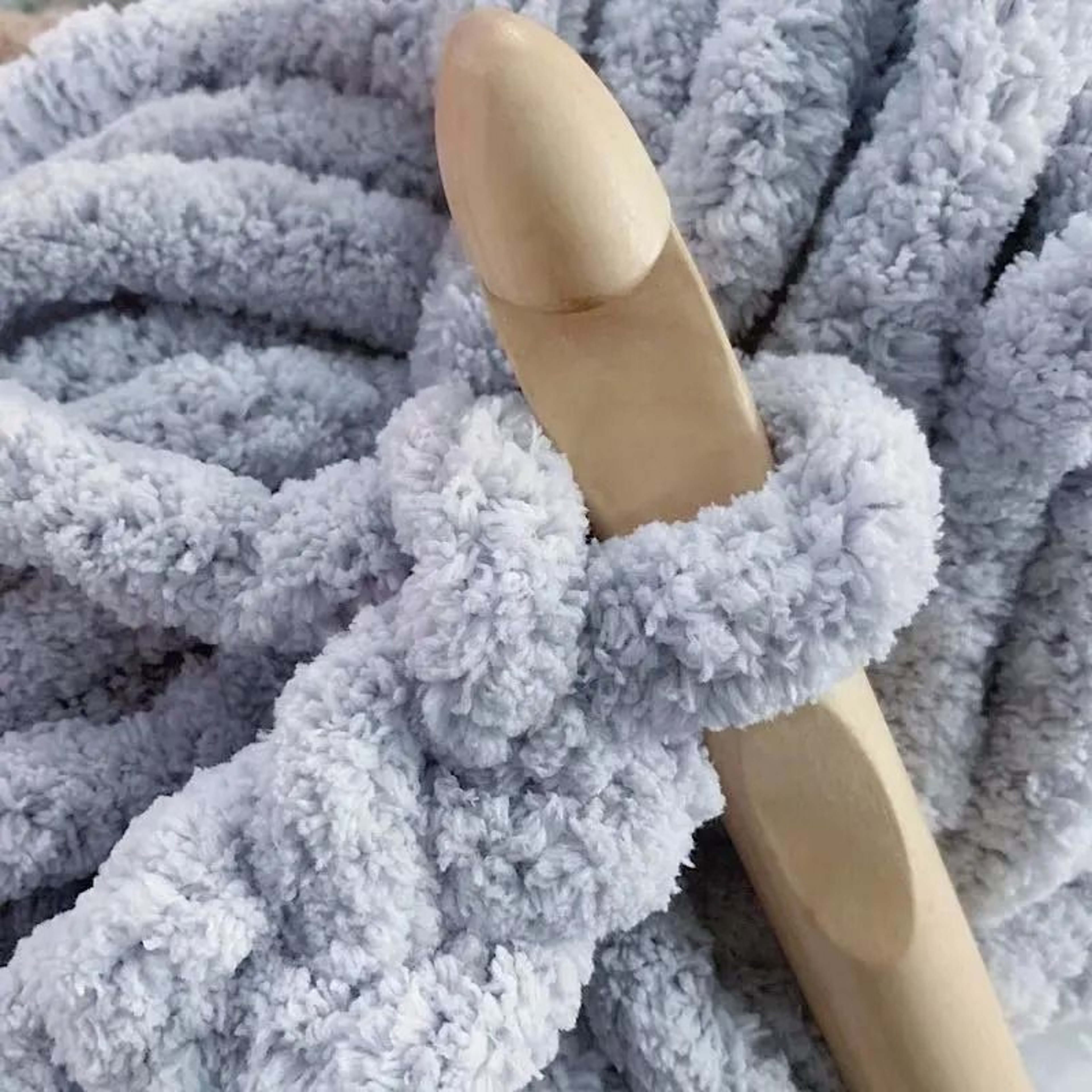 Giant Chenille Chunky Yarn For Blanket Arm Knitting Crochet And Home DIY Crafts 3