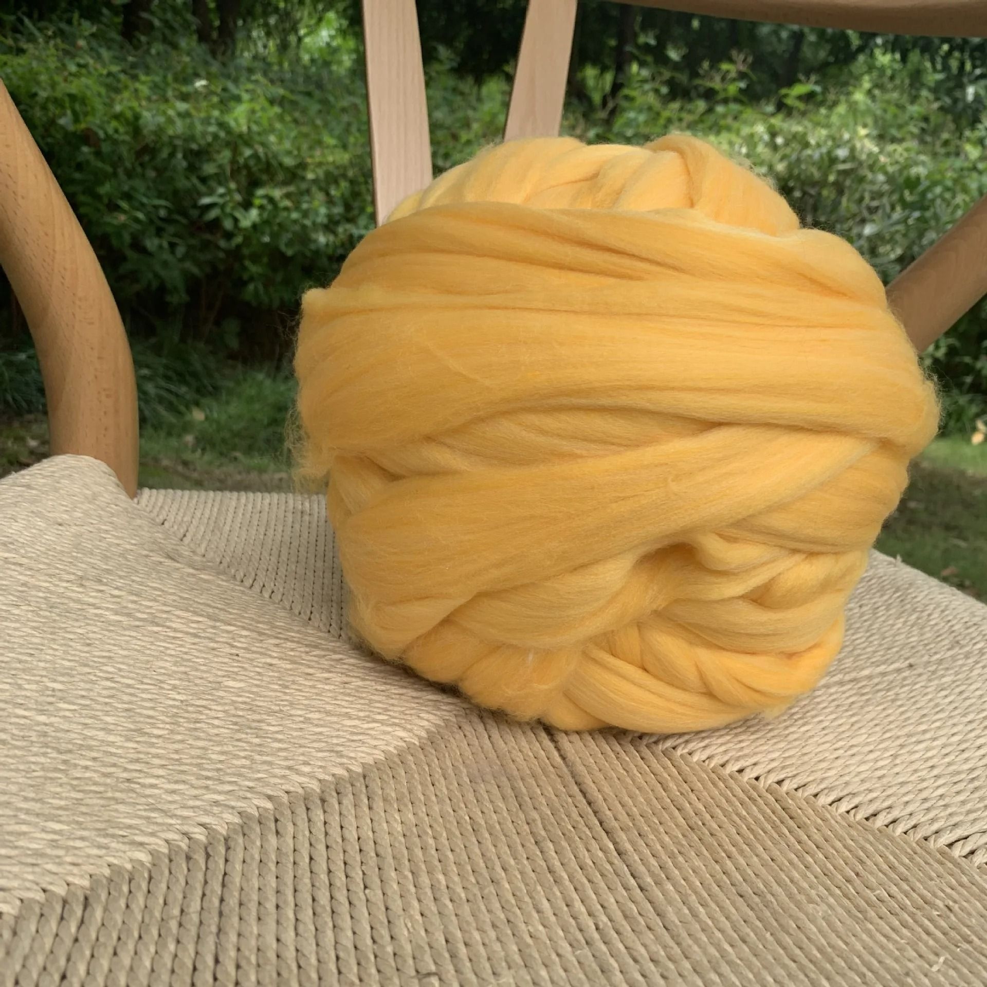 Super Chunky Roving Yarn For Arm Knitting Blankets Rugs Hats And DIY Crafts 13