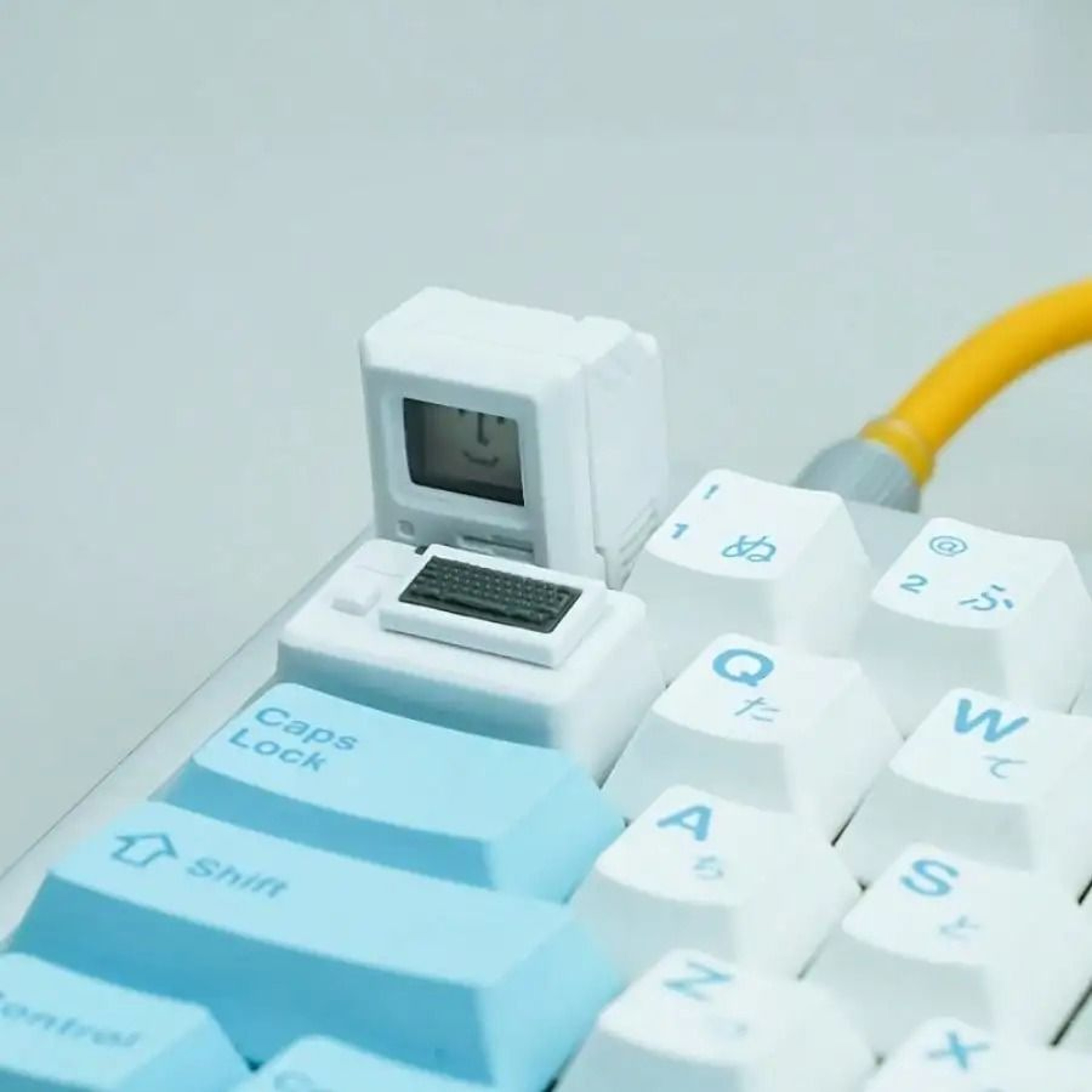 RetroMac Glowing Mini Computer Keycap 7