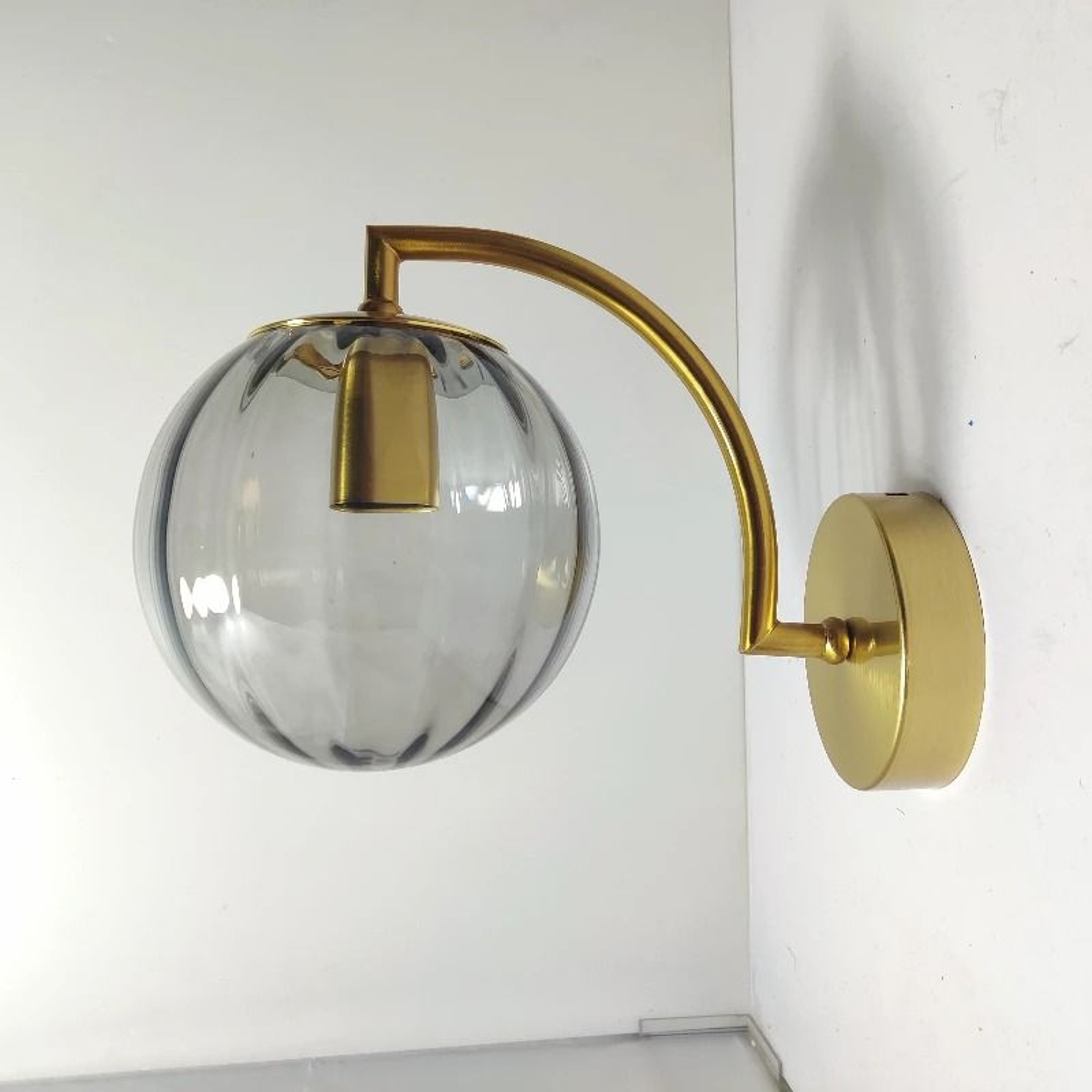 Elara Brass Nordic Wall Sconce 1