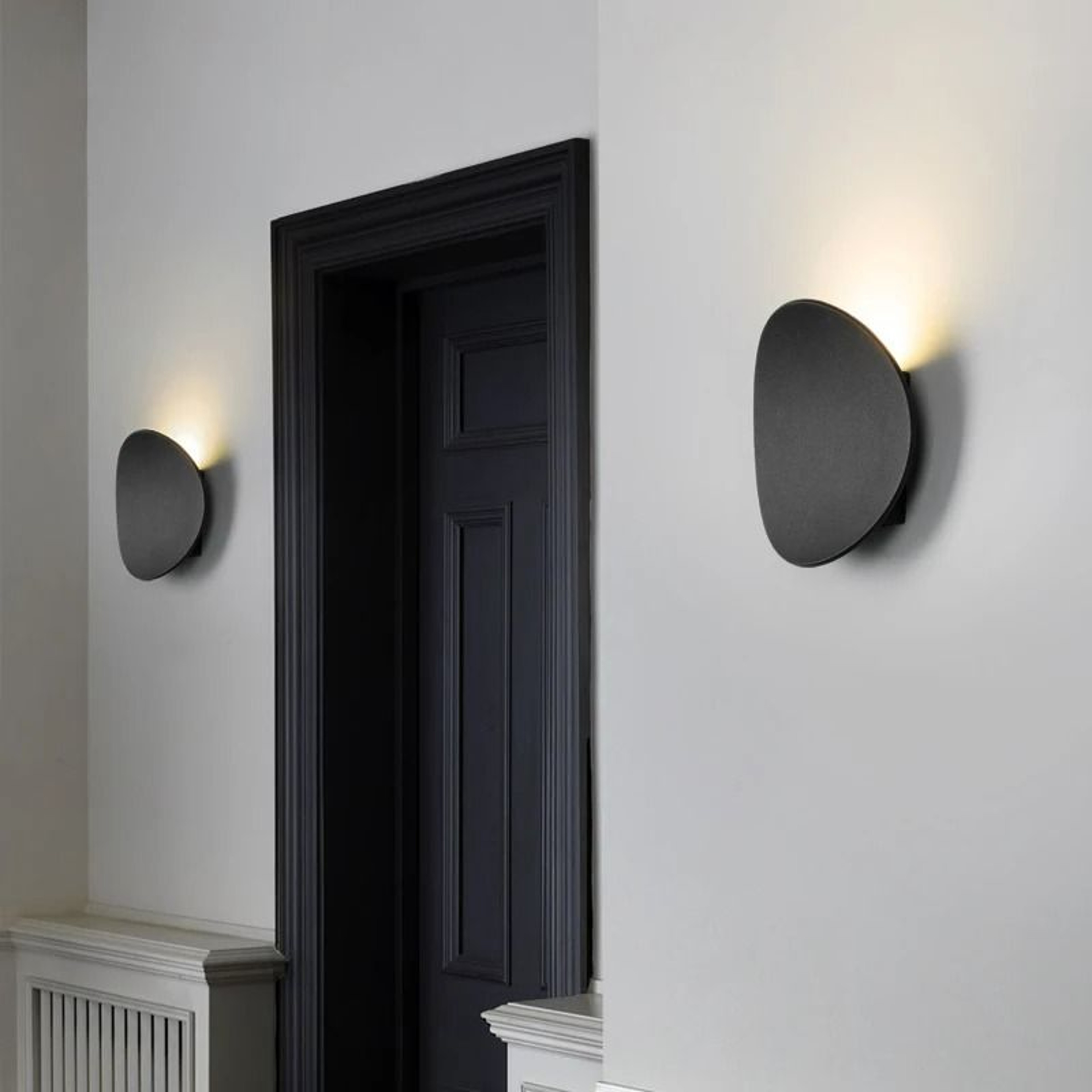 Alumora IP65 Porch Wall Lamp 2