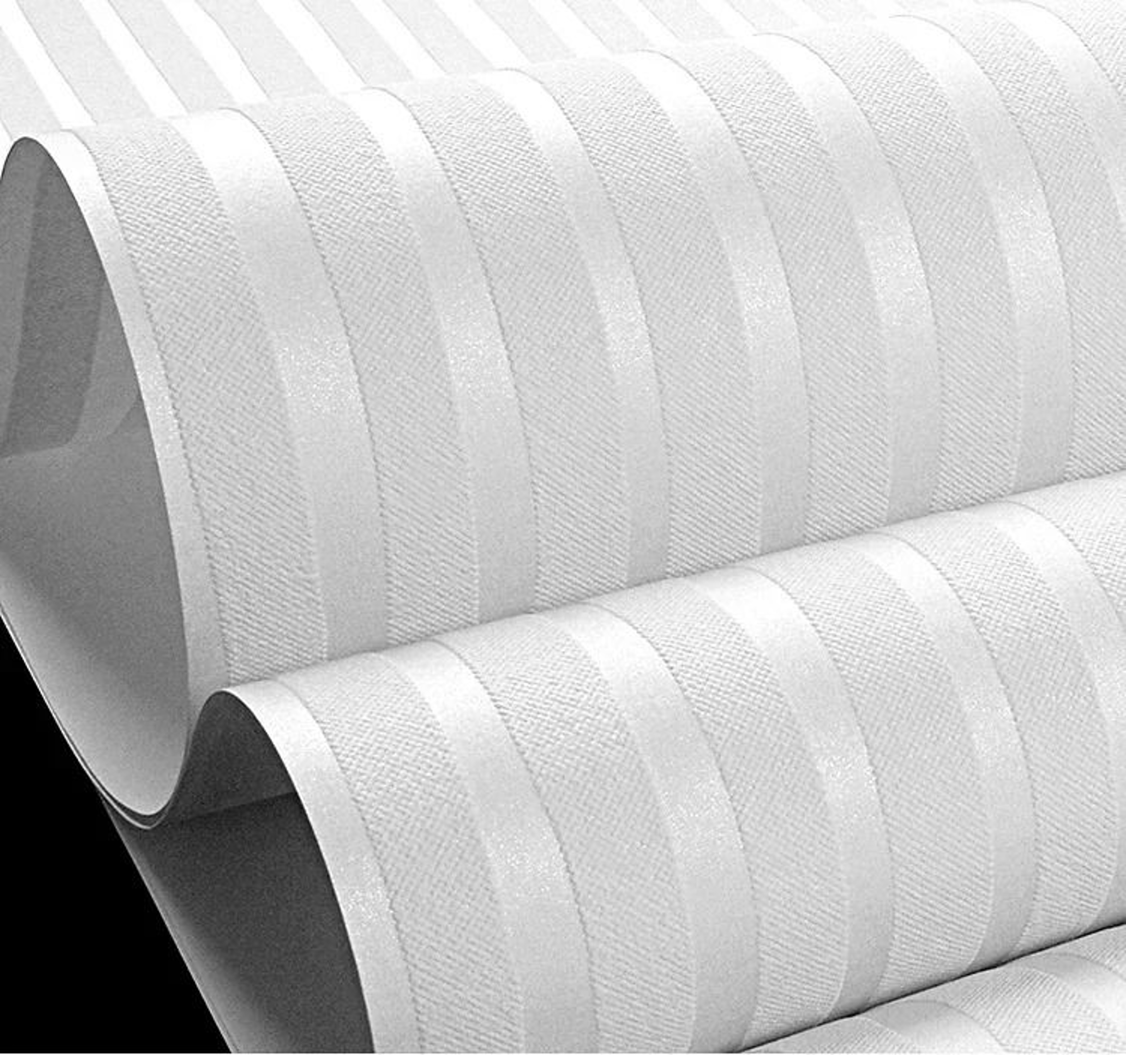 Lined Elegance Striped Wallpaper 9