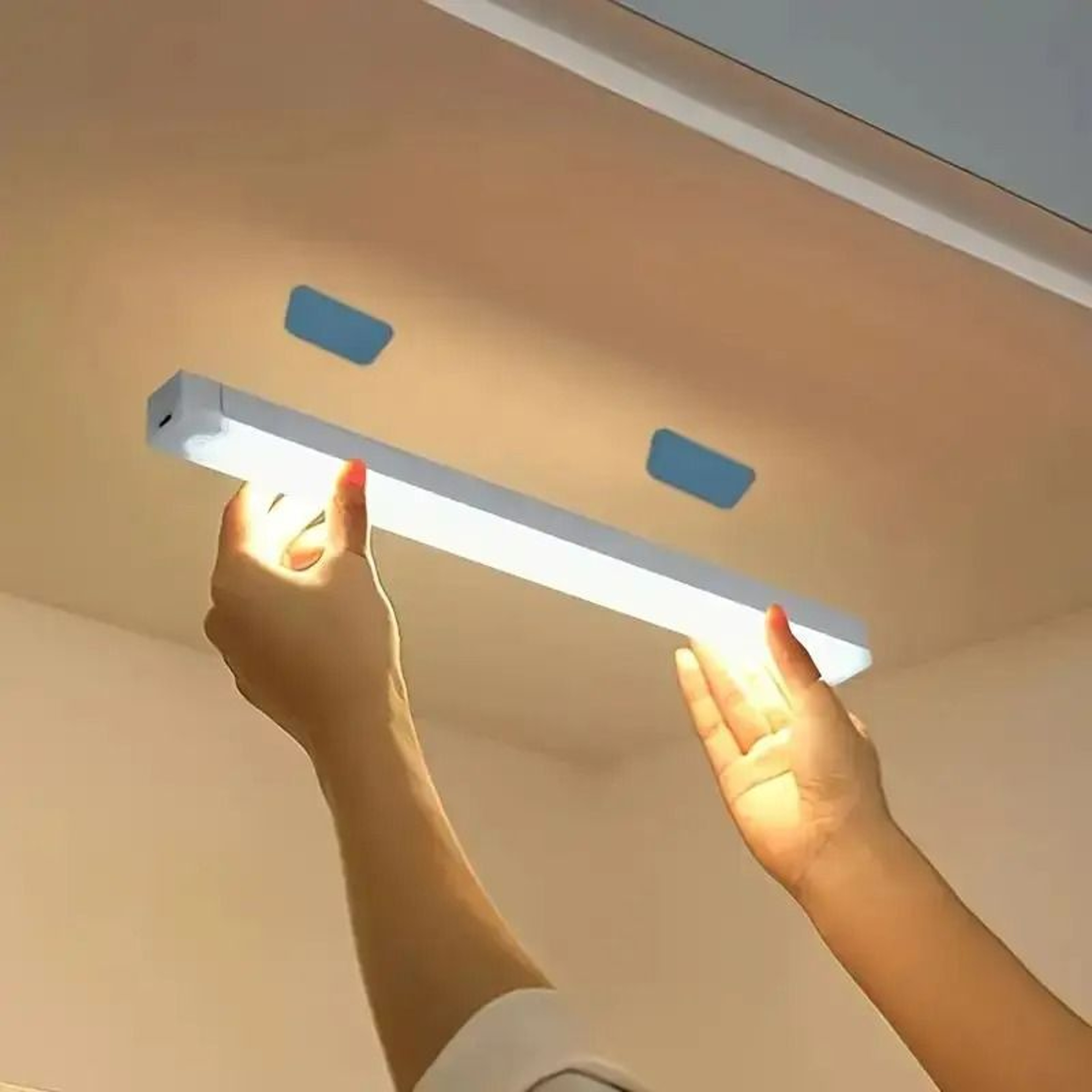 MotionNest Magnetic Wardrobe Light 0