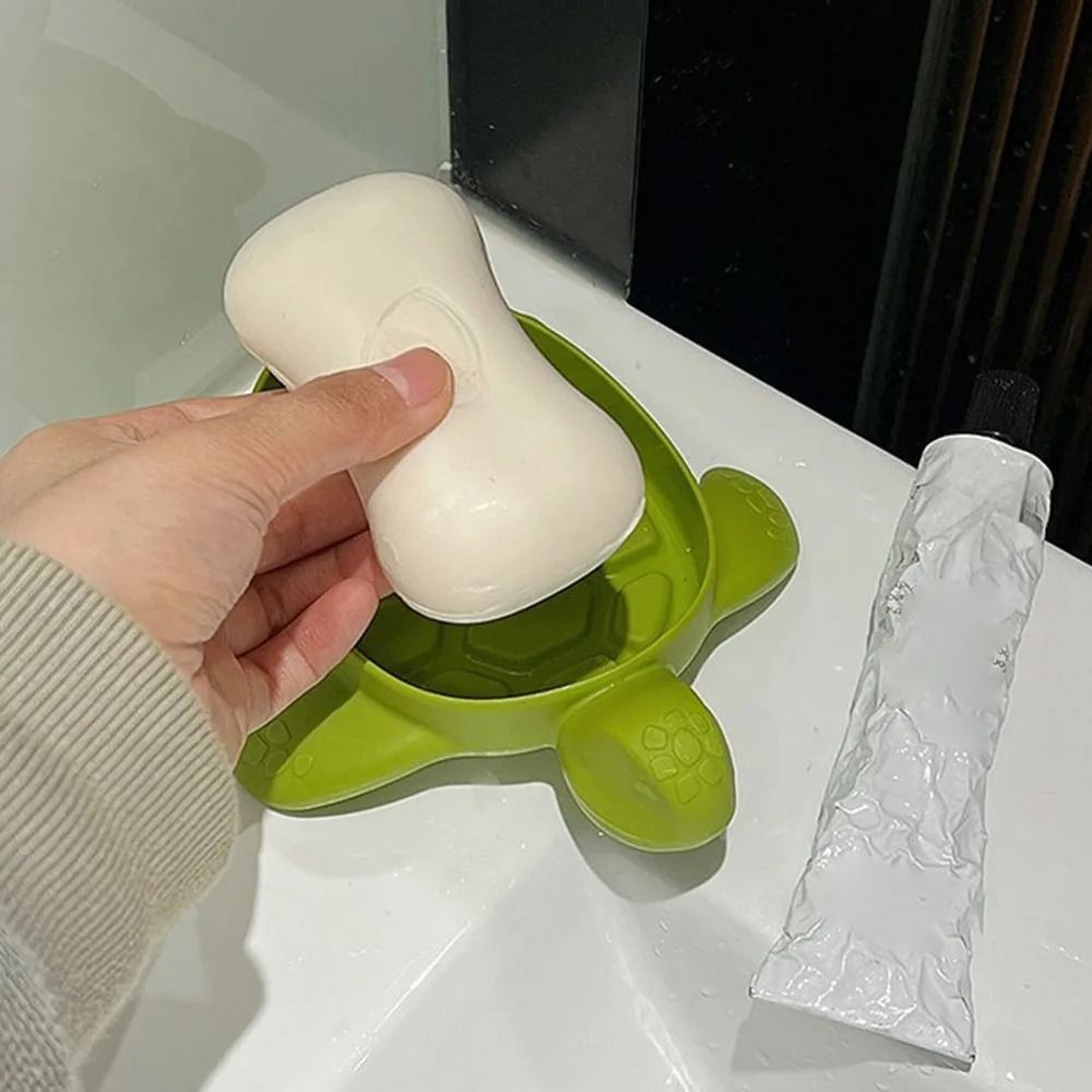 Turtle Shaped Soap Dish Ventilated Bathroom Organizer With Drain Holes 4