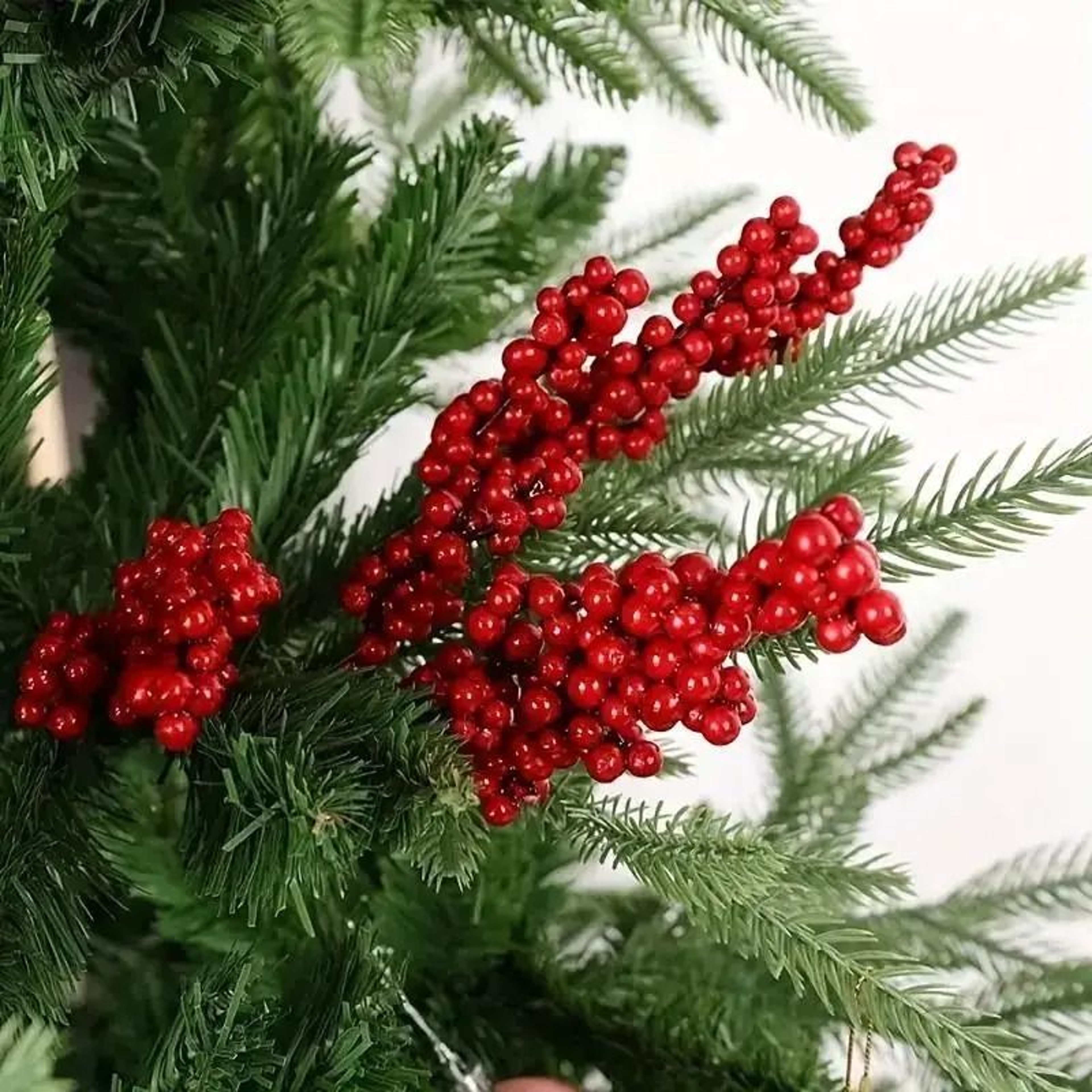50pcs Artificial Red Berry Branches For DIY Crafts And Holiday Decor 2