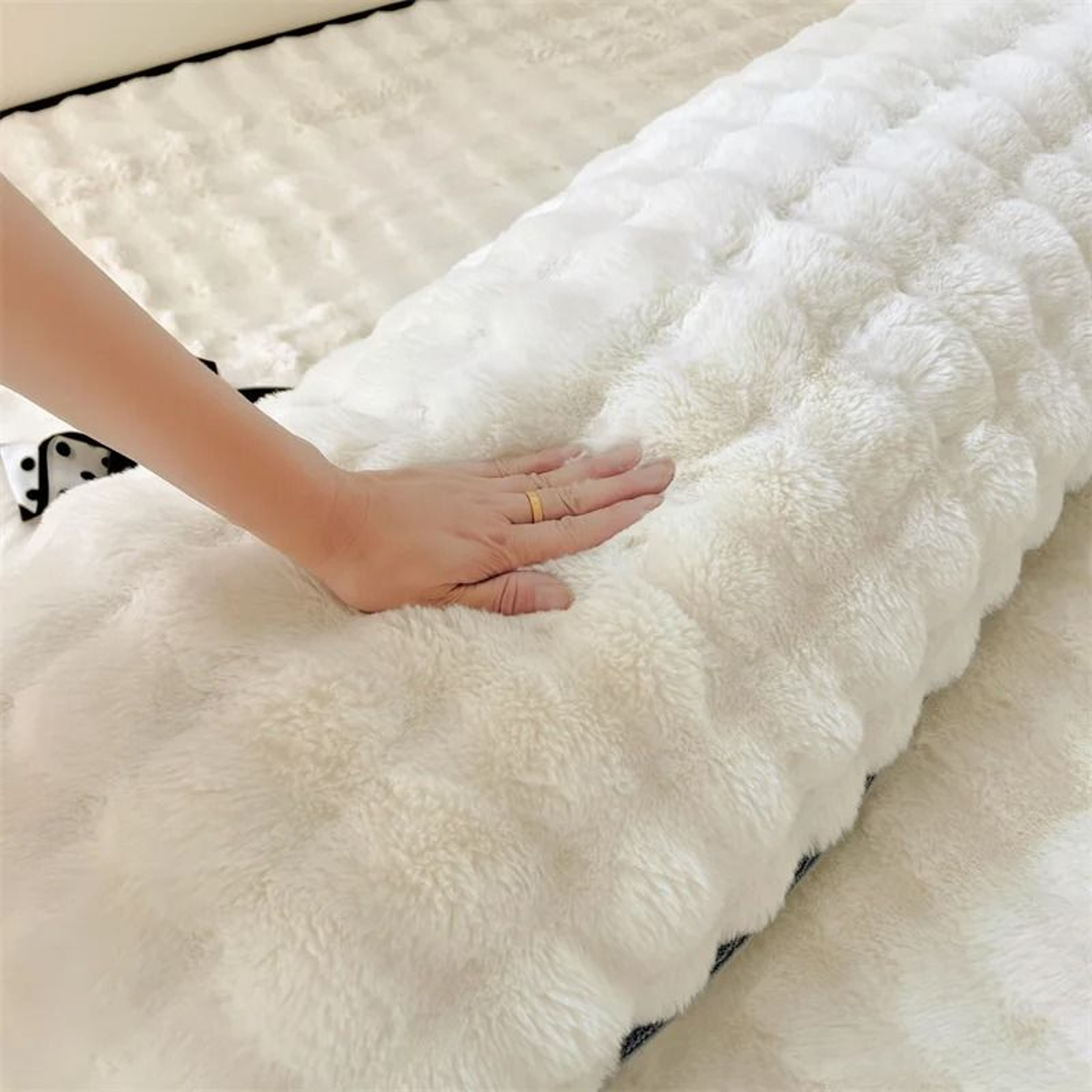 SolidColor Plush Long Pillowcase  HighPerformance Soft Decorative Cover For Home  Bedroom Decor 5