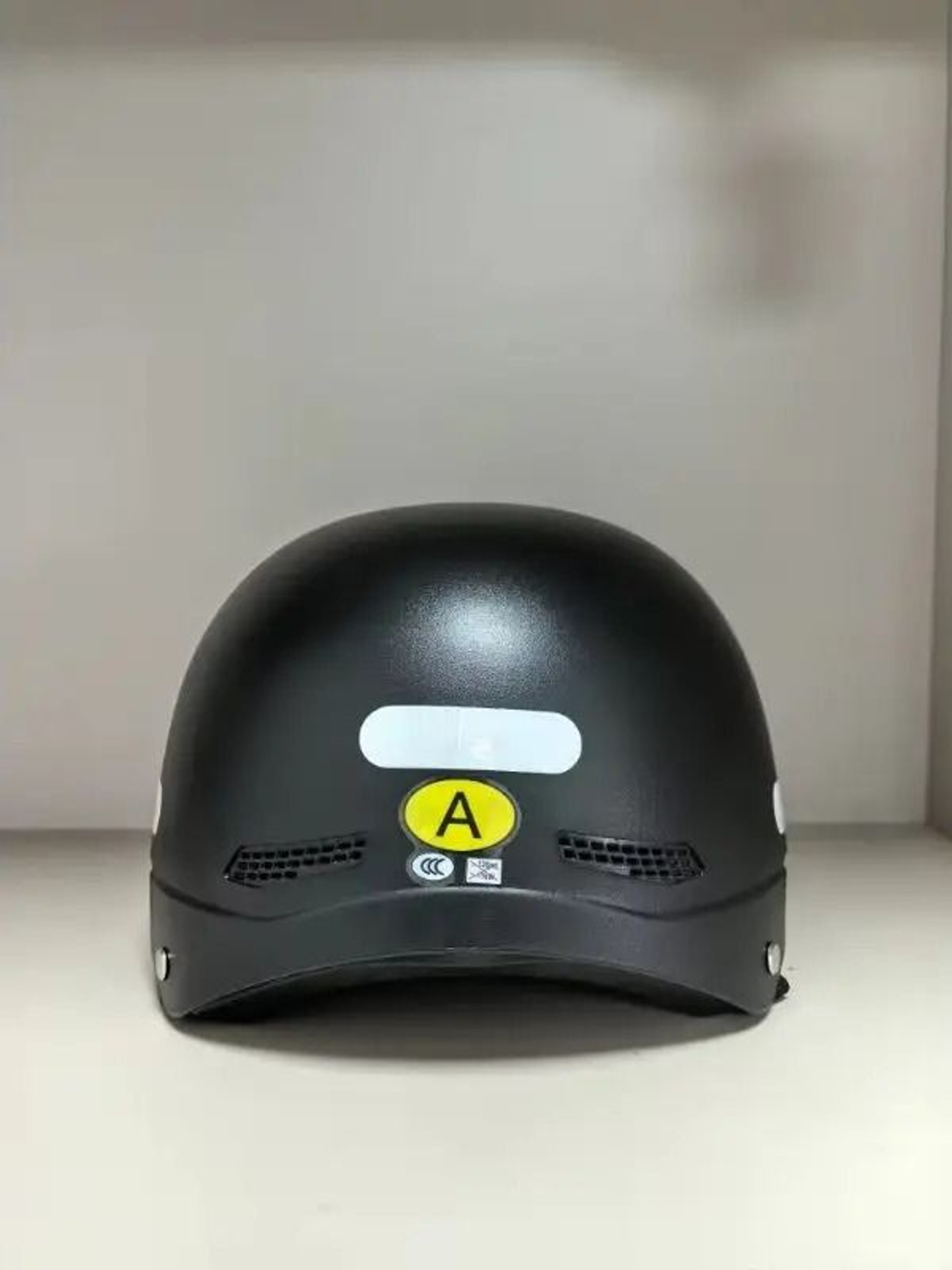 Vintage Black Motorcycle Helmet  Urban Commuter EBike Cycling Gear With Integrated Goggles 3