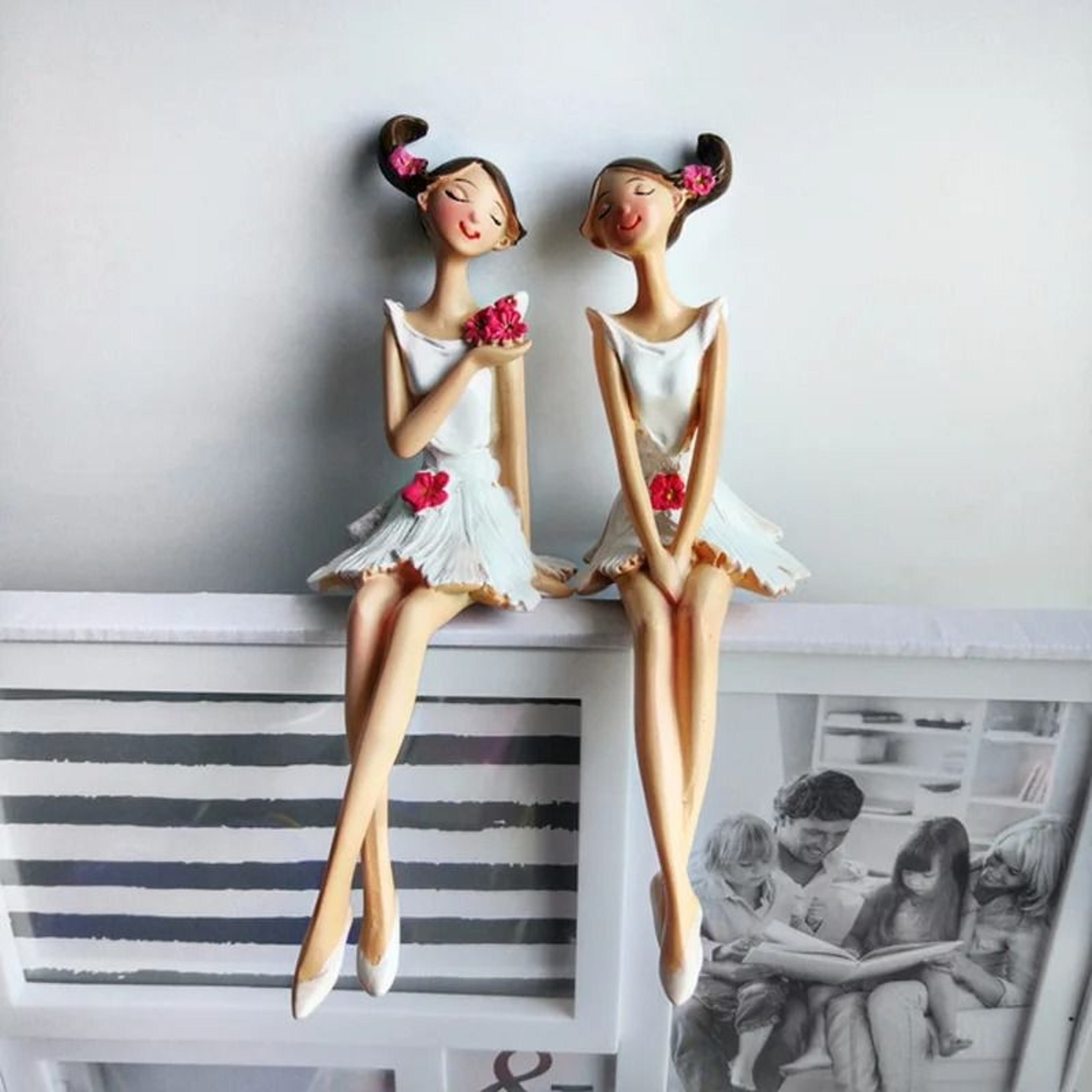 Modern Angel Fairy Figurine Set  2Piece Resin Craft Sculptures For Nordic Home  Wedding Decor 2