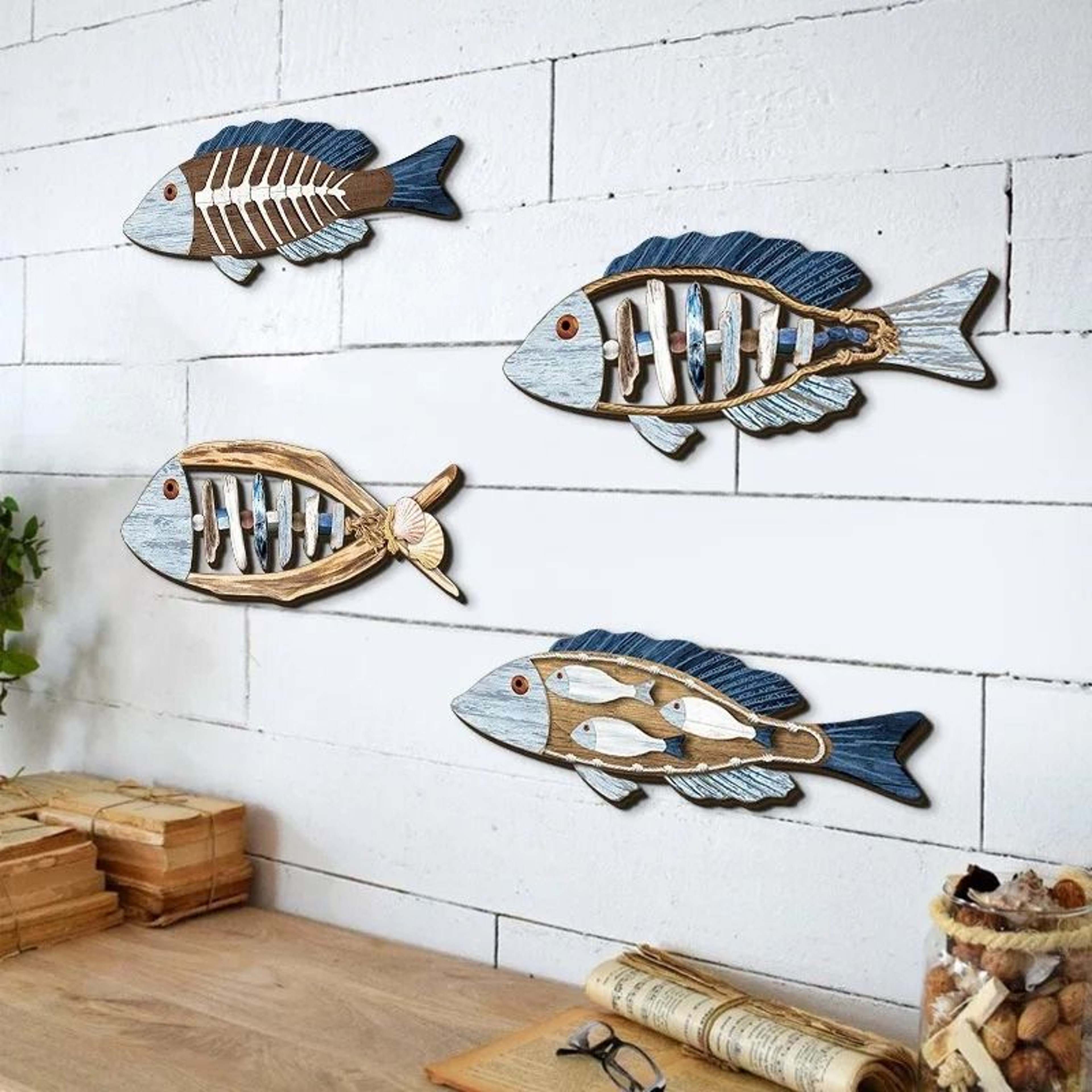 Artisanal Carved Wood Fish Quartet  4Piece Marine Sculpture Set For Coastal Home  Nautical Wall Dec 2