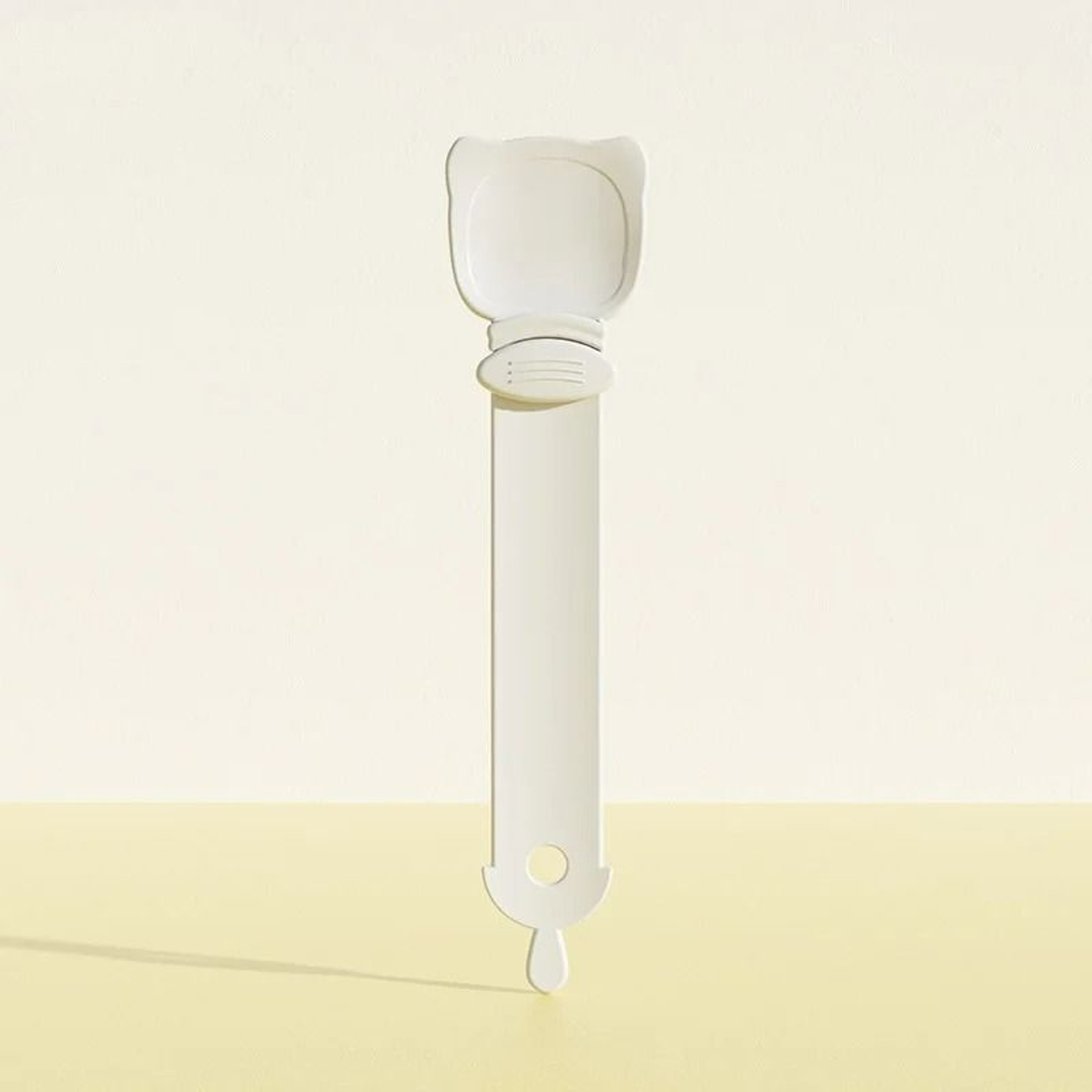 PurrSqueeze MessFree Cat Treat Scoop 7