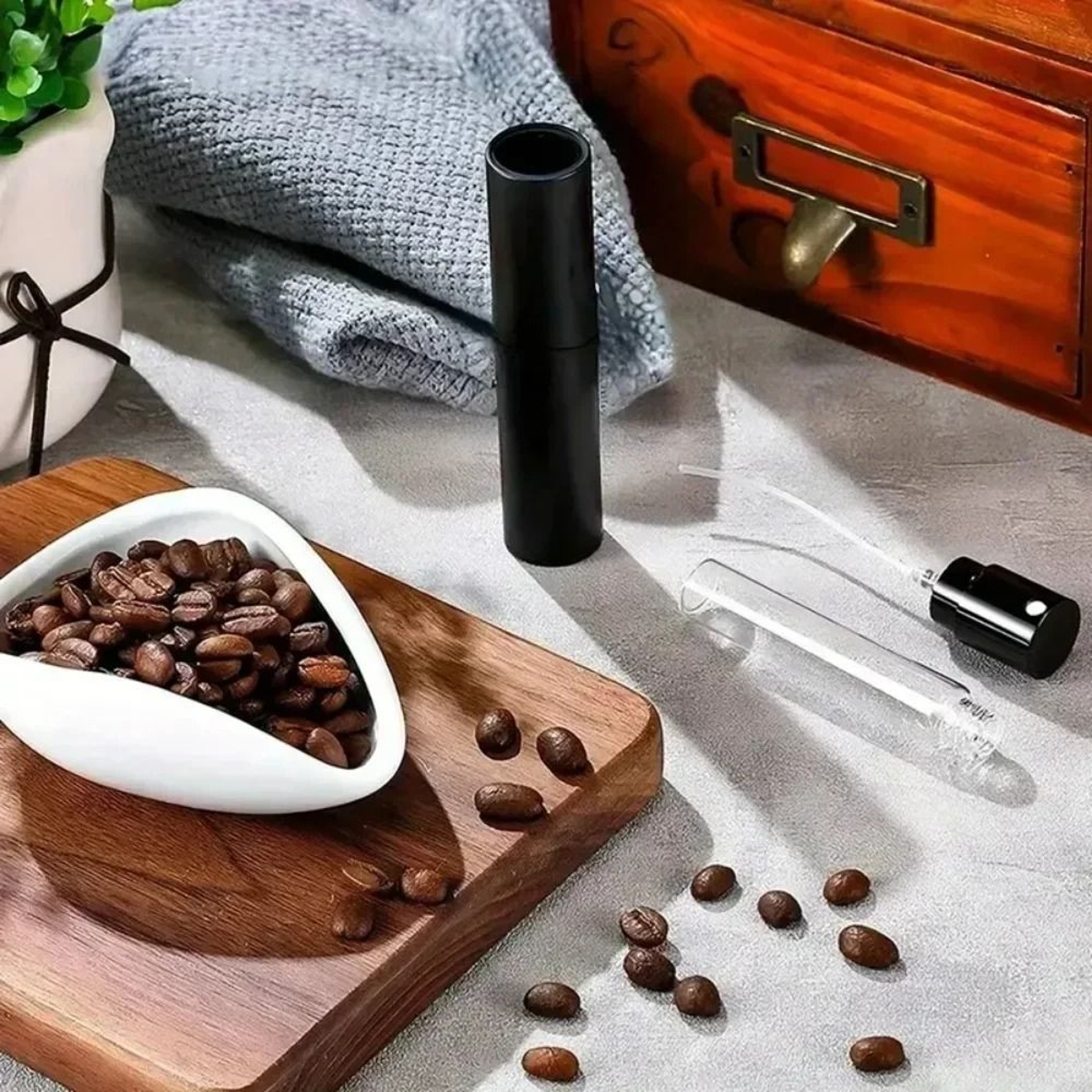 10ml Rotary Handheld Anti Static Coffee Bean Spray Bottle 4