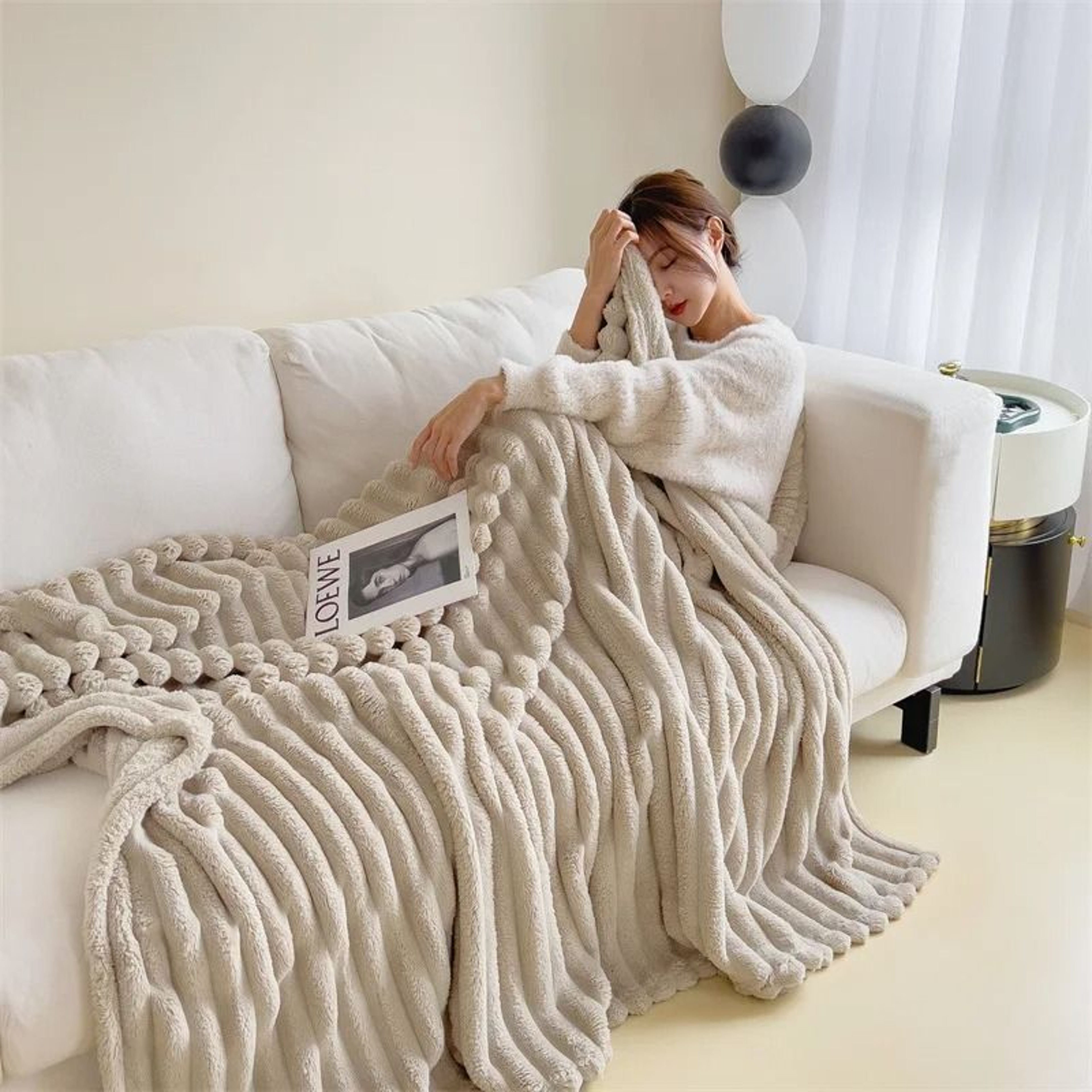 Light Luxury Solid Color Rabbit Velvet Blanket Winter Thickened Warm Flannel 2