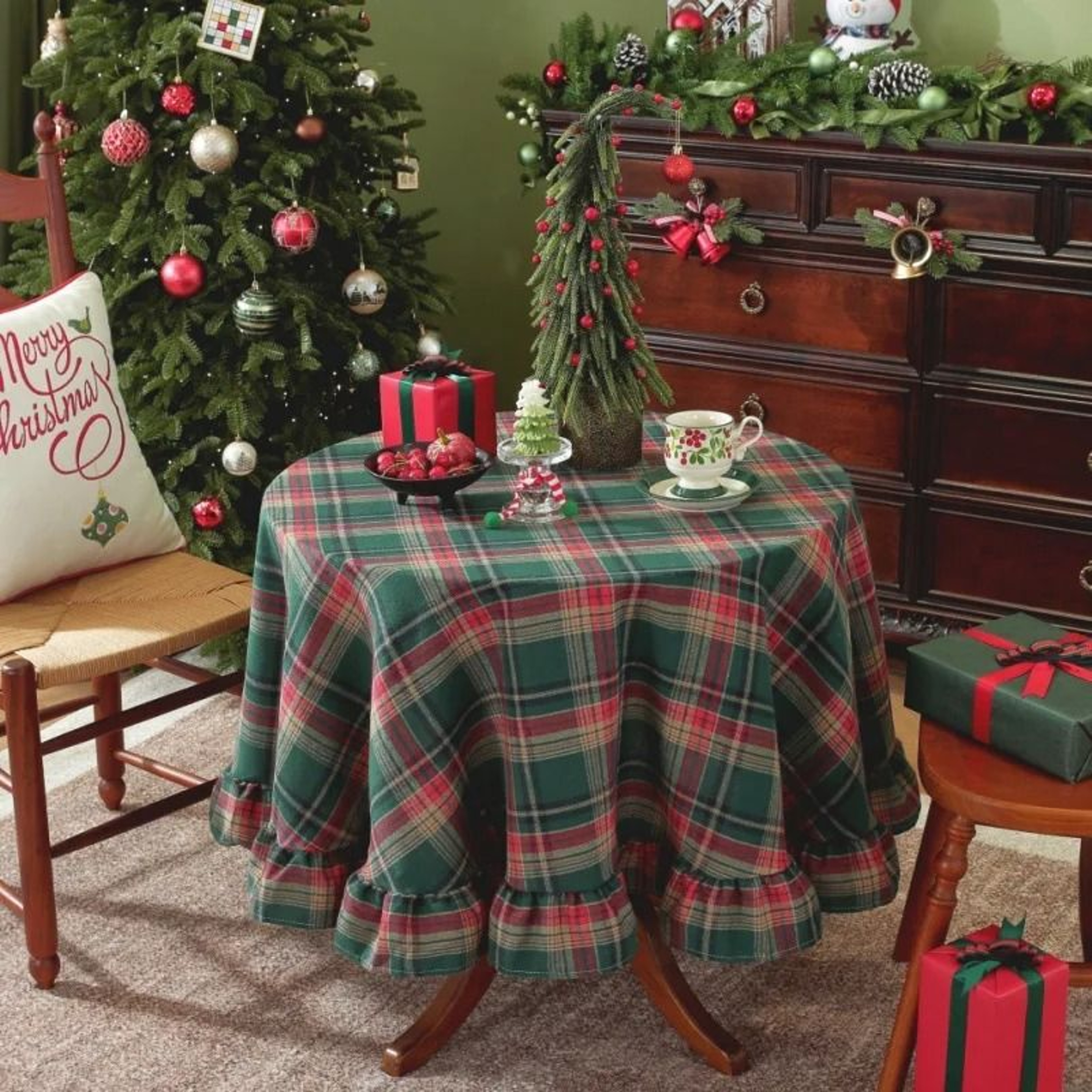 Christmas Green Plaid Ruffled Tablecloth Washable AntiStain Table Cover For Kitchen  Holiday Weddin 2
