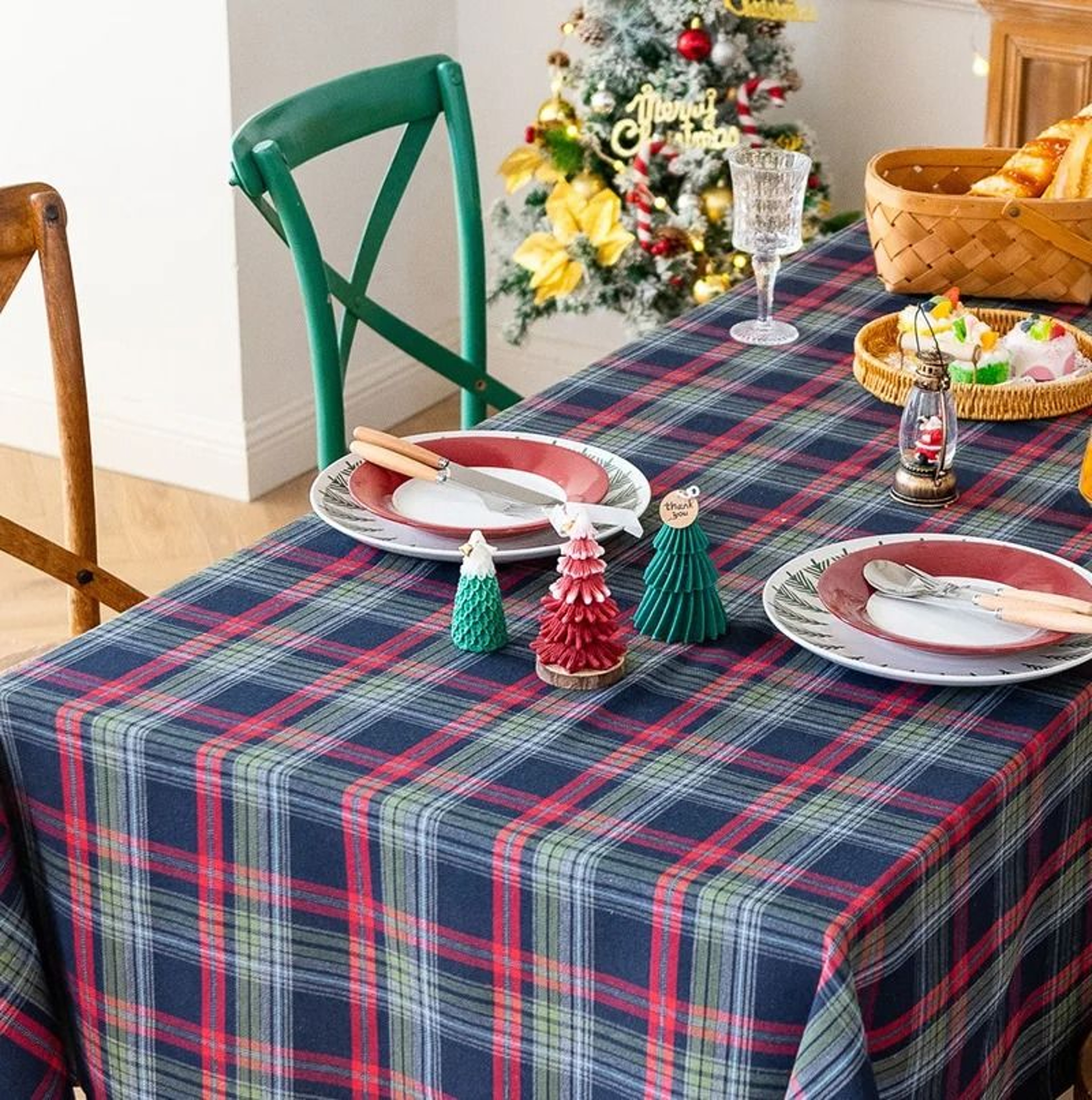 Christmas Green Plaid Ruffled Tablecloth Washable AntiStain Table Cover For Kitchen  Holiday Weddin 5