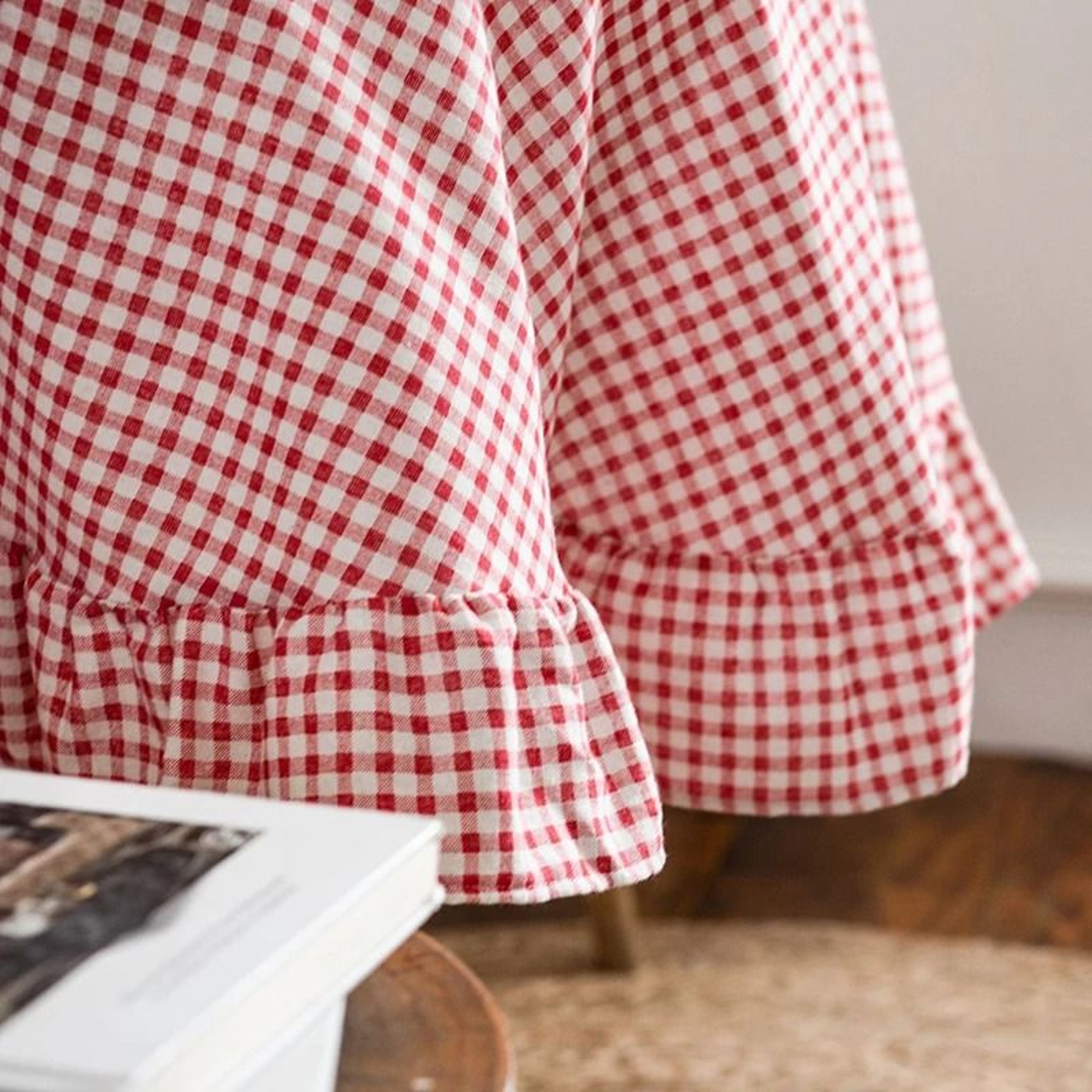 Christmas Green Plaid Ruffled Tablecloth Washable AntiStain Table Cover For Kitchen  Holiday Weddin 13
