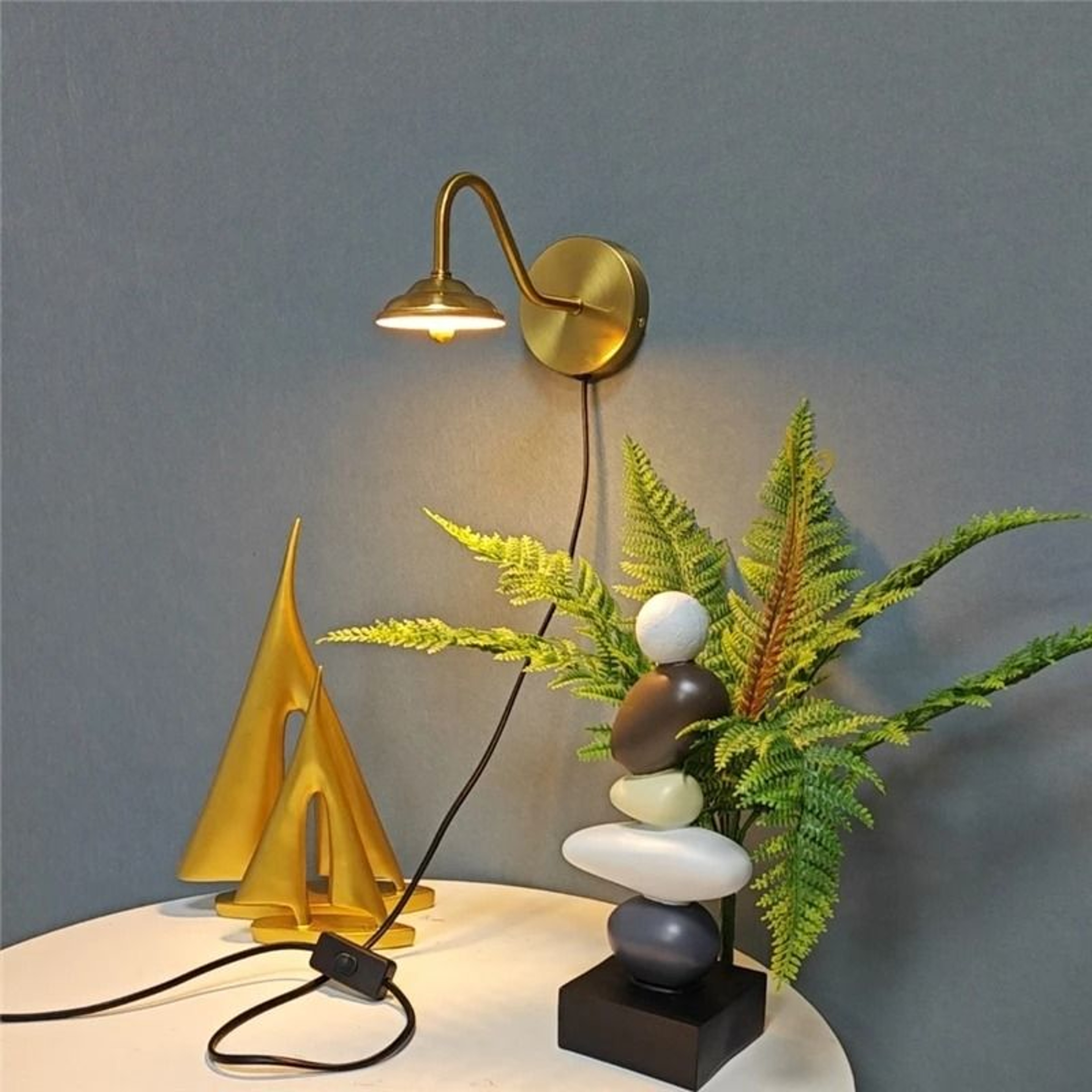 Modern Golden Curved LED Wall Lamp Nordic Wall Sconce With Plug  Switch For Bedroom Bedside 4